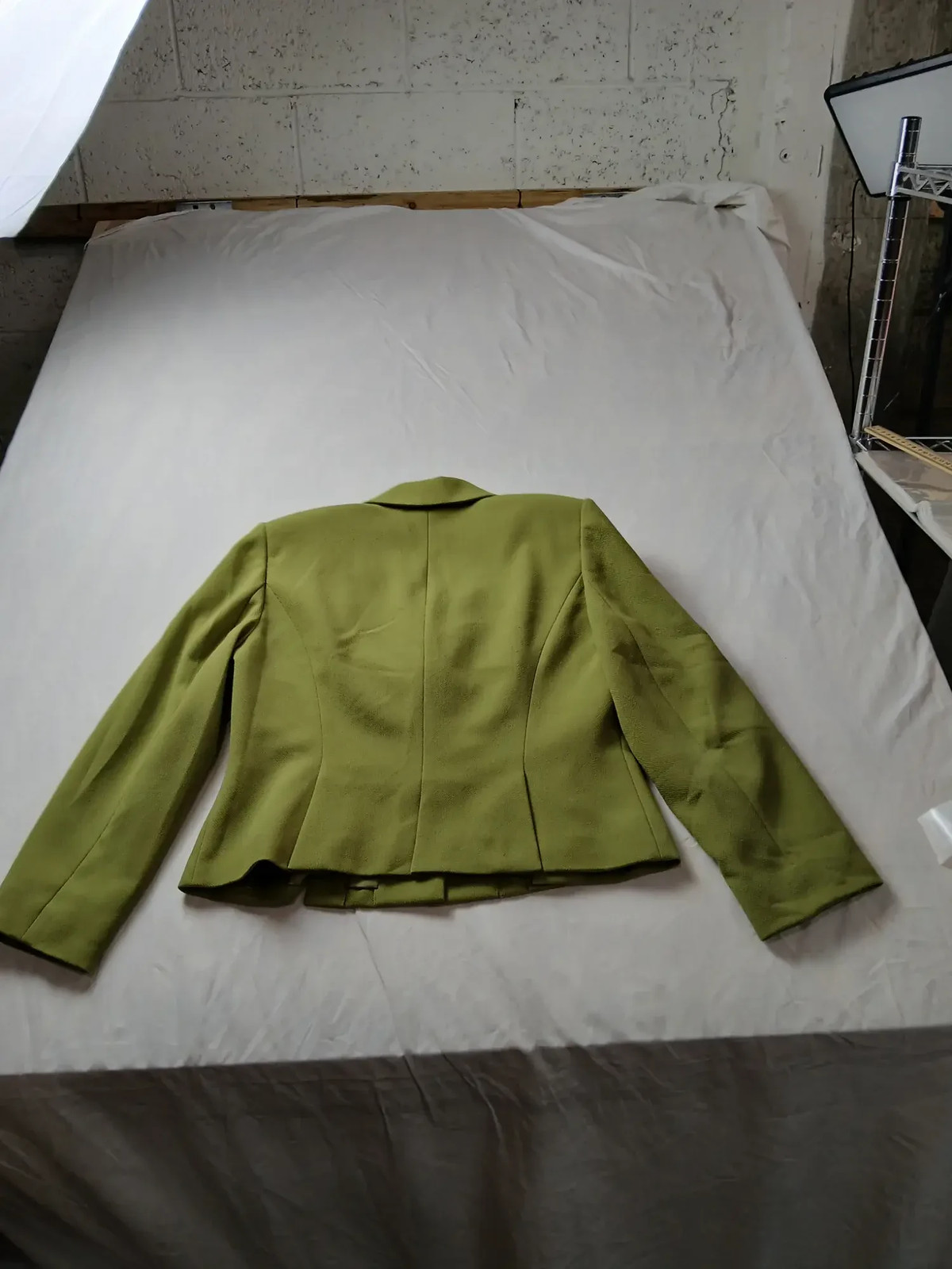 Vintage LIZ CLAIBORNE Women Skirt Suit Size 12P Olive Green Jacket Skirt