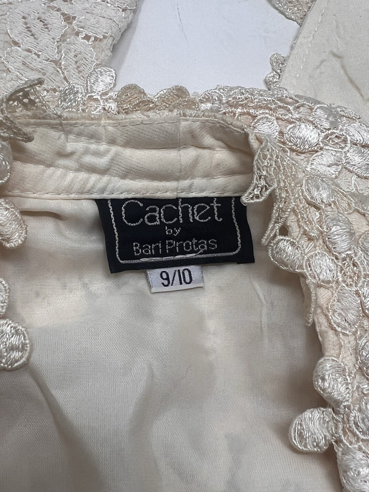 Vintage 80s Cachet by Bari Protas Ivory Fitted Lace Jacket w/ Pearls Size 9/10