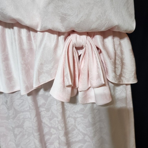 JENNY Made In USA Vintage Light Pink Dress with Waist Detail Size Large