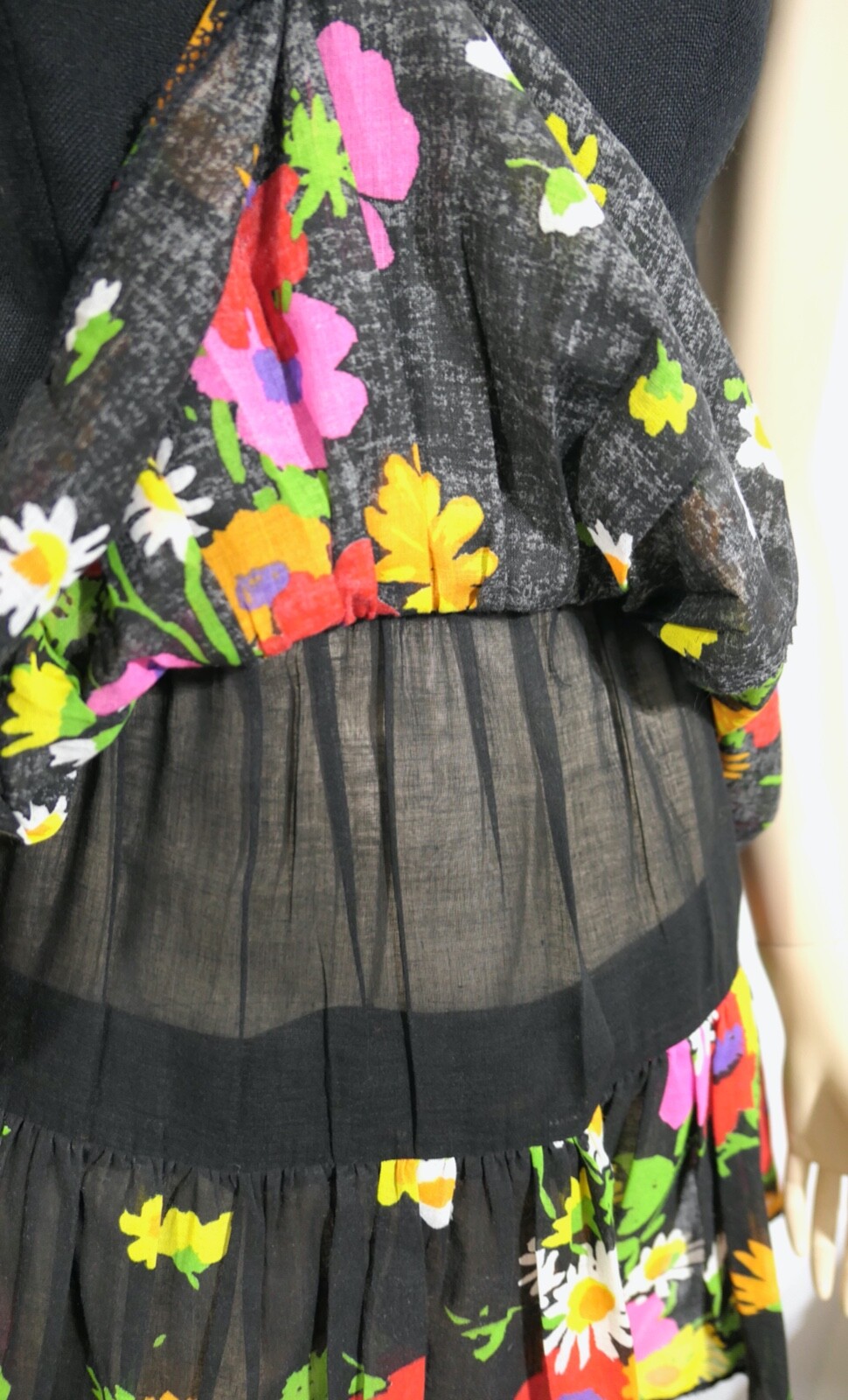 Vintage 60s Beeman Street Mod Go Go Twist Tiered Flower Power Mini Dess S/XS