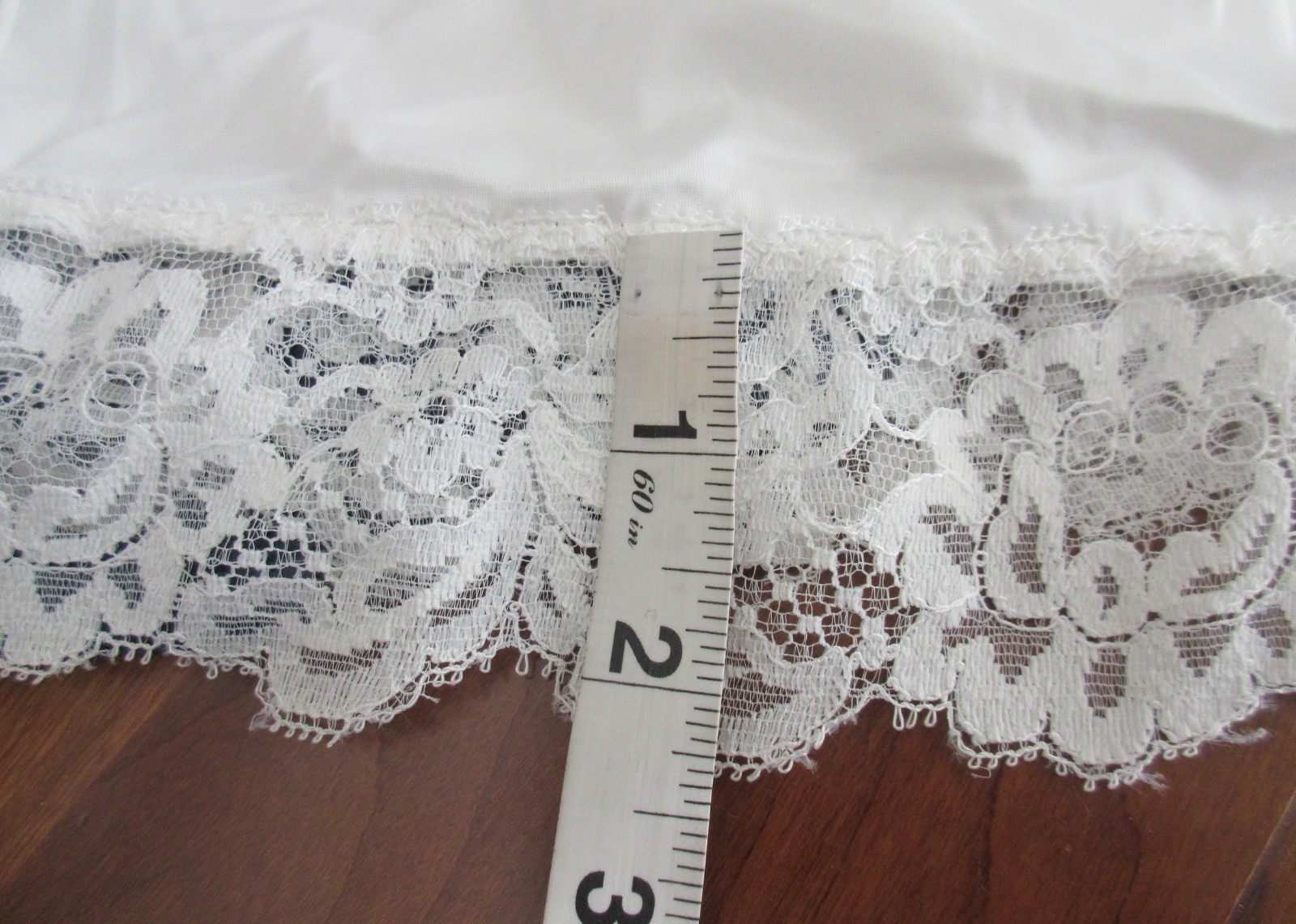 PENNEY’S ADONNA WHITE satiny nylon modesty panel LACY full slip sz 42 USA