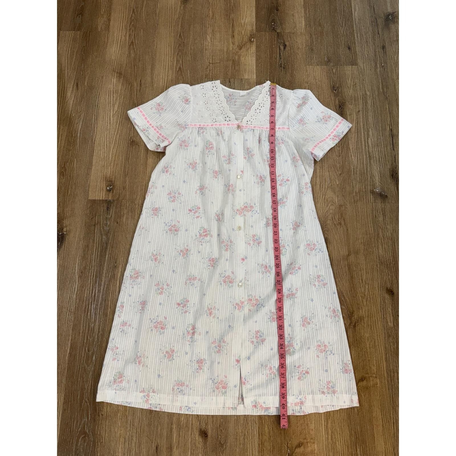Sears VTG Floral Eyelet Lace Nightgown Women M White Pink Housecoat USA Coquette