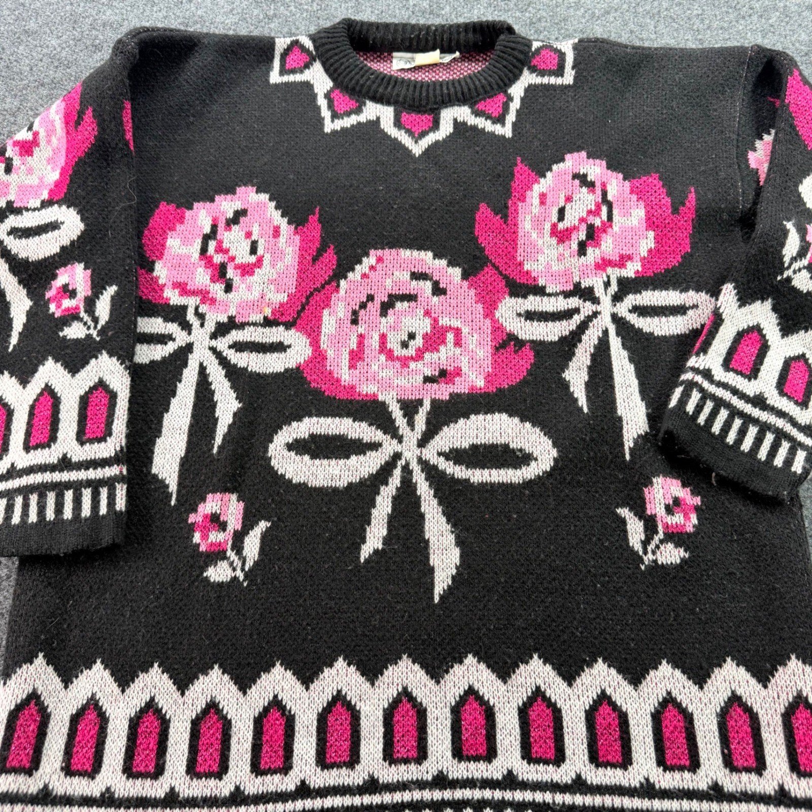 Precious Knits Sweater Vintage Floral Rose Bow Pink Black USA Made 42/22W Womens