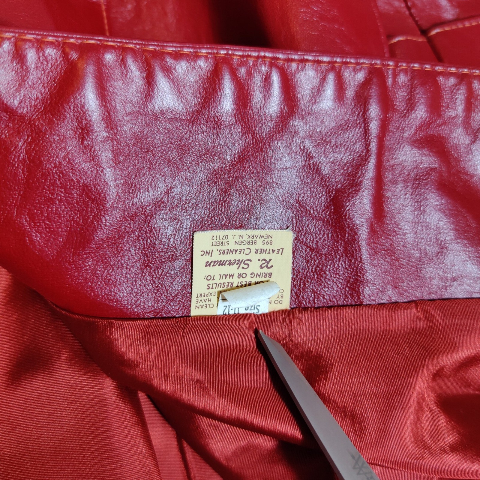 Vintage Dorby Casuals Red Leather Trench Coat Women 11-12 Mid Length 70s Style