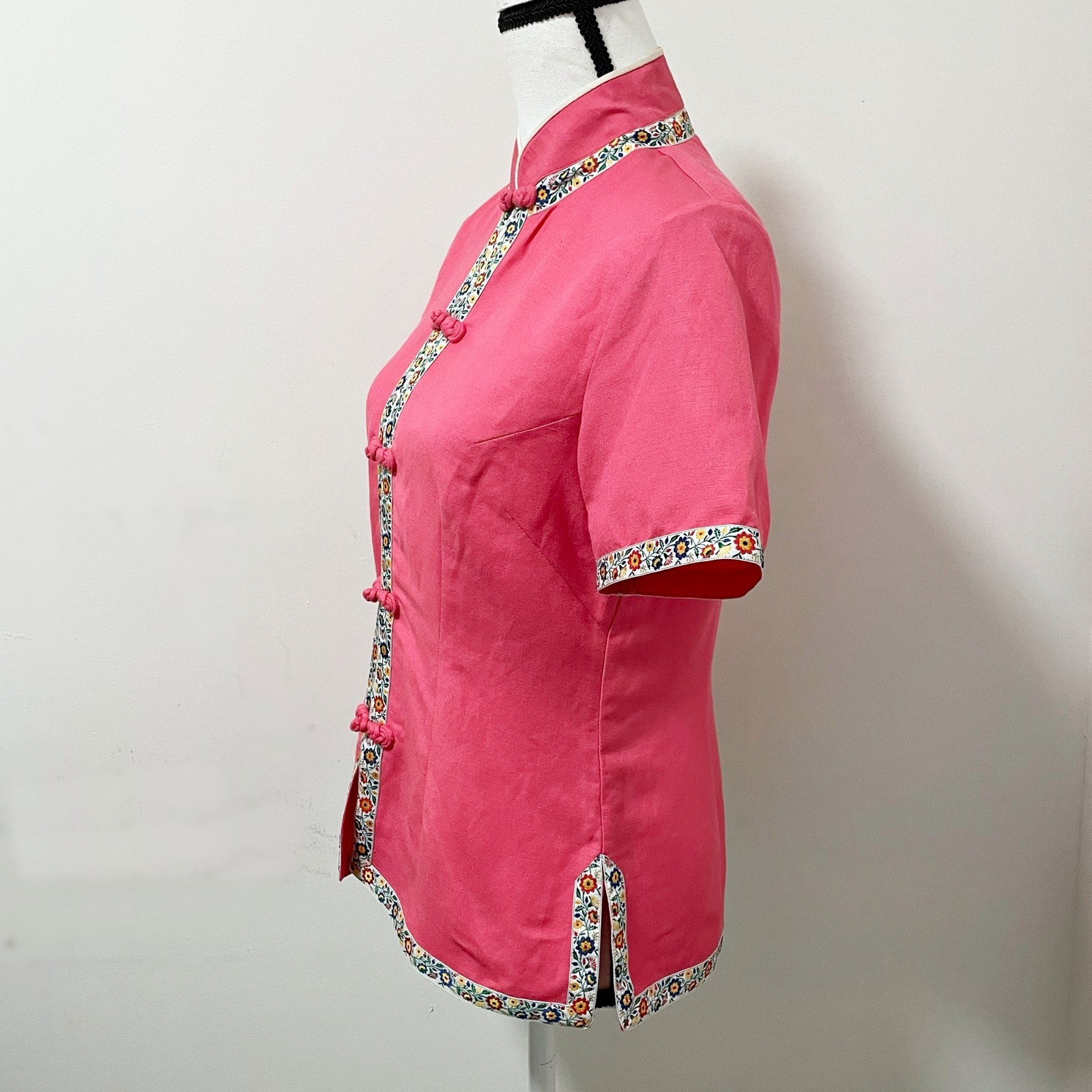 Vintage 90s Chinese Blouse Pink Floral Trim Frog Buttons Size Small