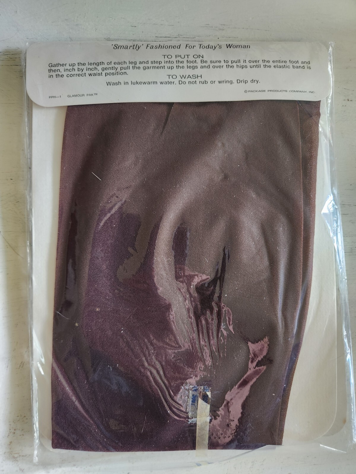 Vintage Lady Bagry Hosiery Seamless Panty Hose 1700 Coffeetone Small Irregulars