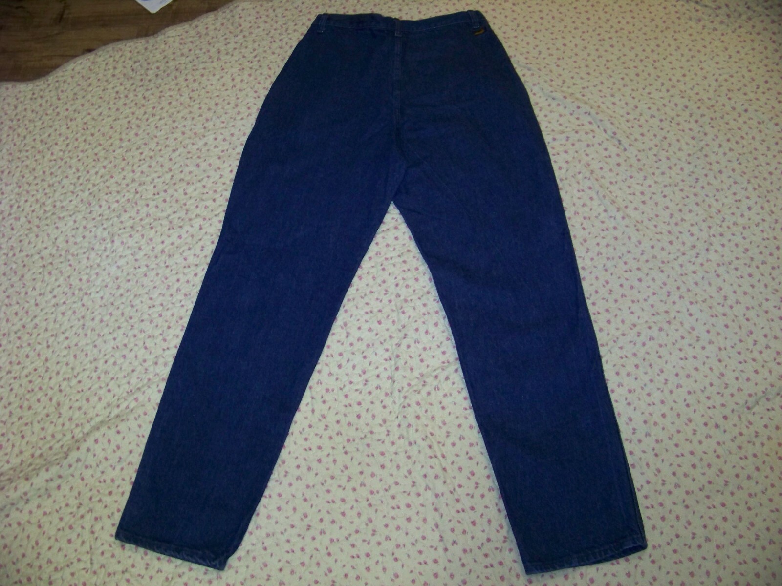 Women’s Vintage Wrangler Jeans – FF307PW – Size 15/16 x 34 (31″ Waist)