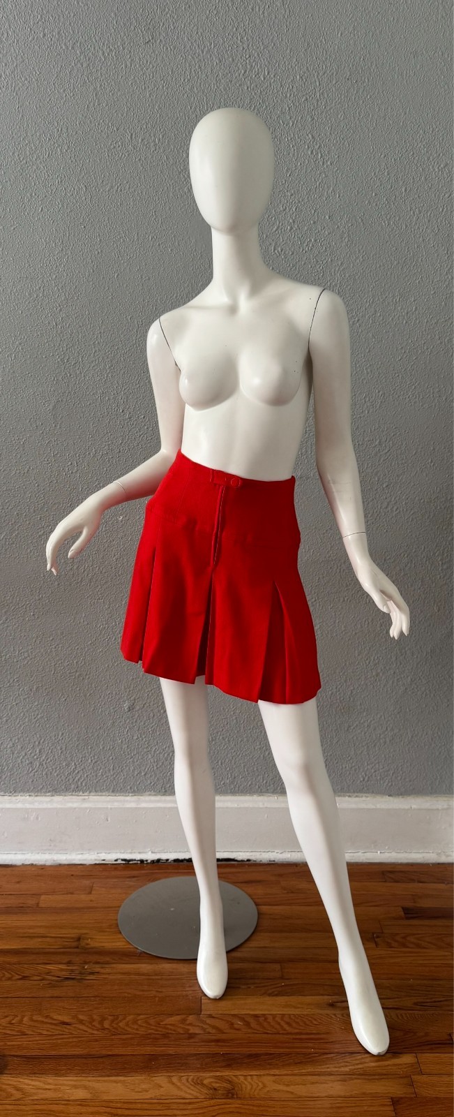 Vintage 60s 70s Red Wool MOD Pleated Mini Culottes Shorts M