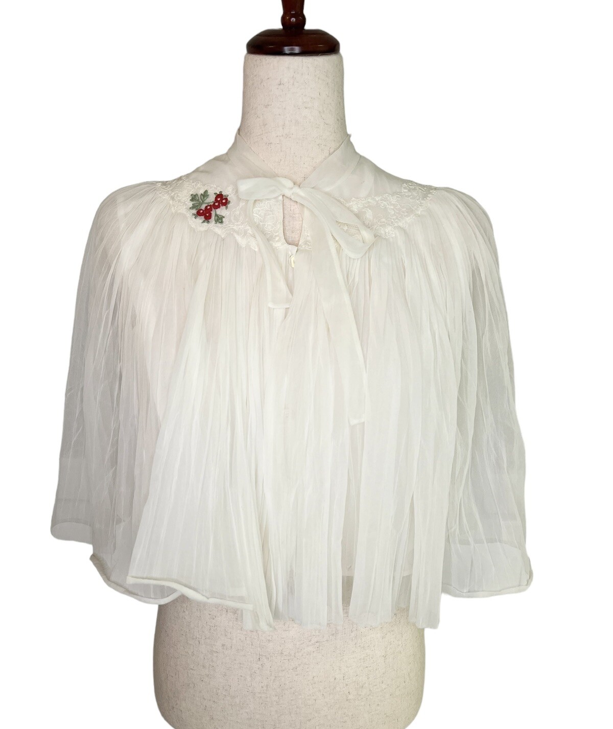 Vtg White Pleated Bed Jacket Floral Embroidered Coquette Sissy 50s 60s Housewife