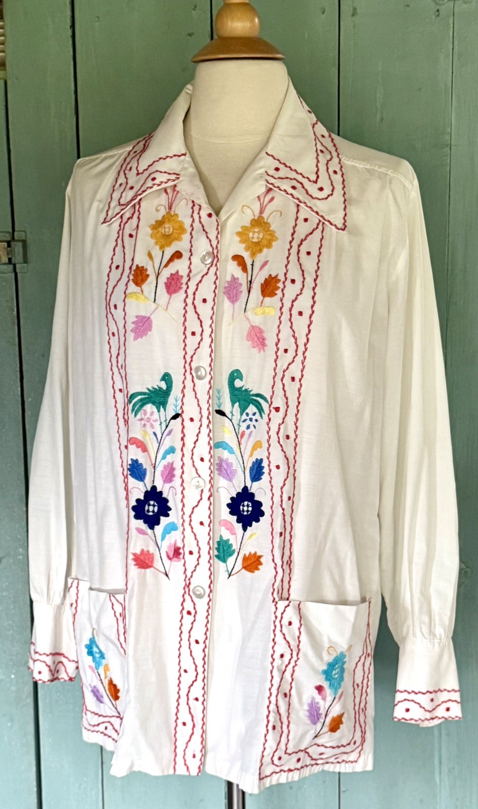 MINT 50s Cristina’s Boutique Mexican Tourist Shirt Hand Chain-Stitch Embroidery