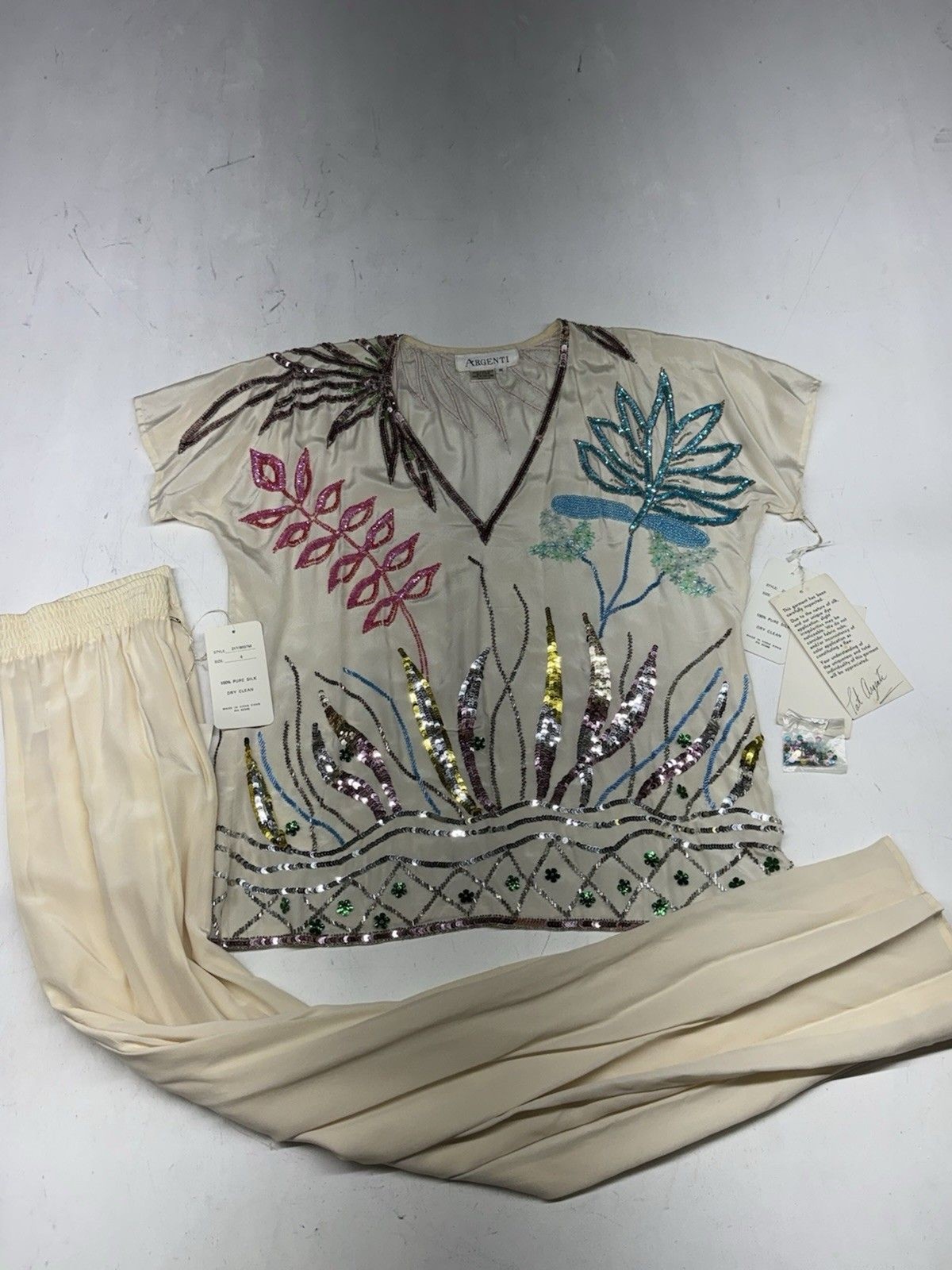 Vintage 80s Beaded Silk Floral Pajama Lounge Suit Sequin Floral Cream Women’s M