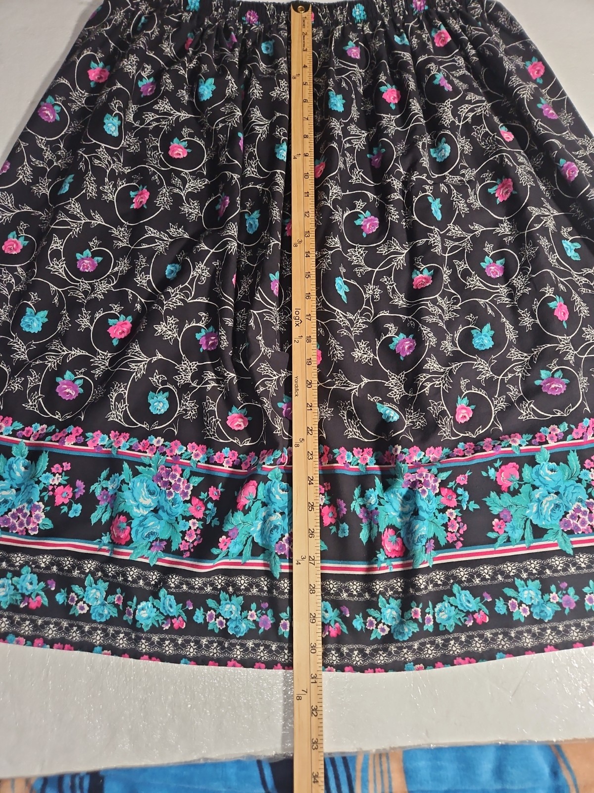 Vintage California Connection Inc Size 20/34 Black Maxi Skirt Floral