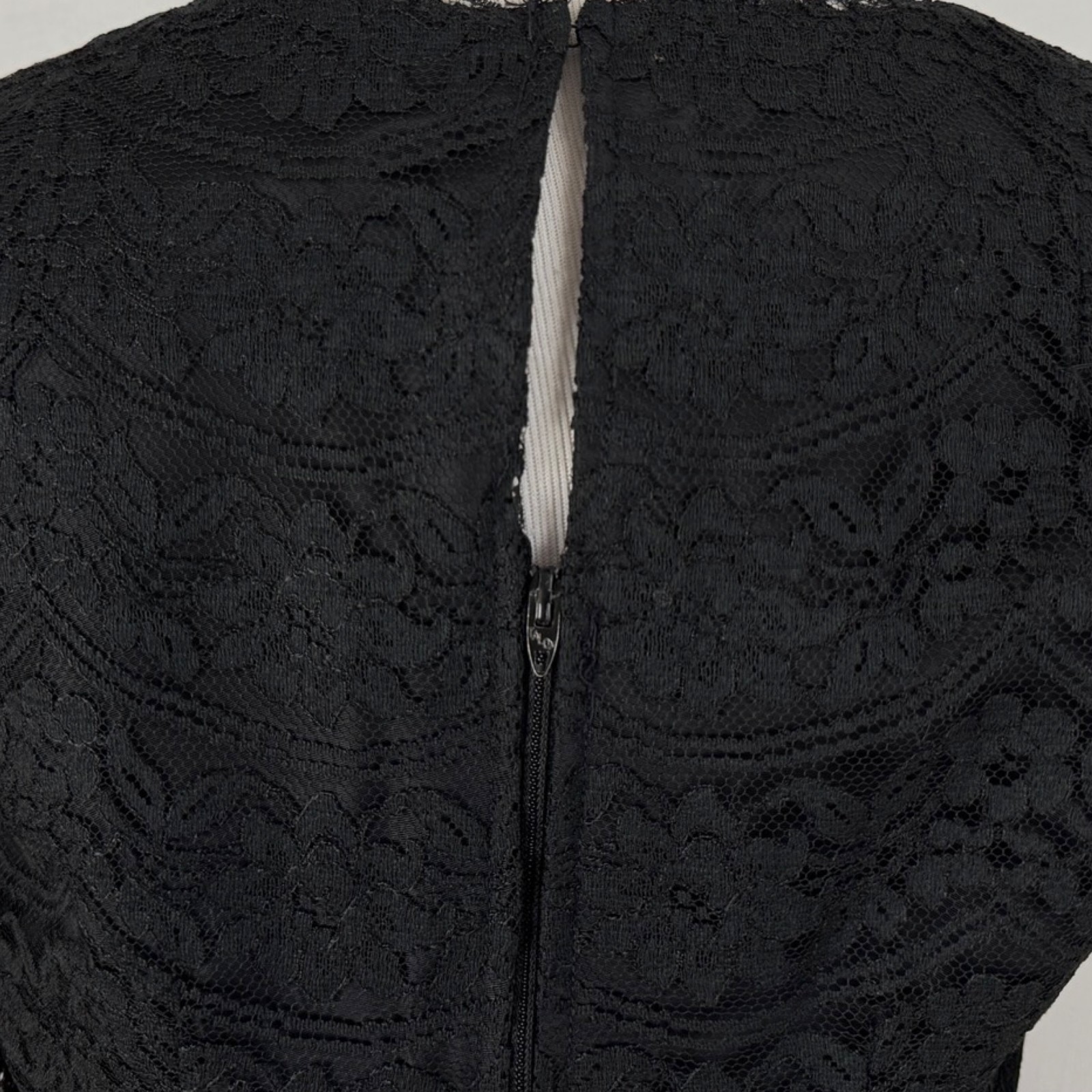 Vintage Dress Black Lace Long Sleeve Below Knee Evening Wear 1960s Size Small