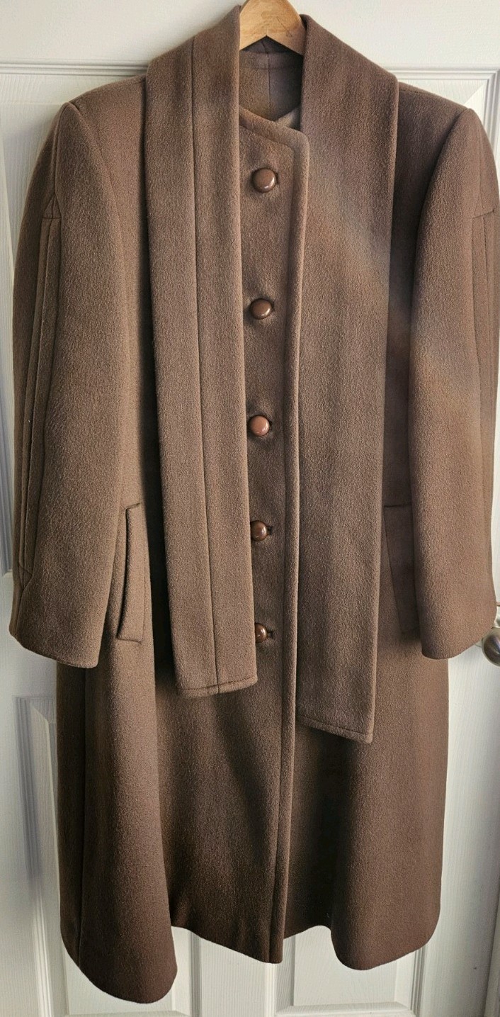 Vtg Sycamore Womans Brown Scarf Wrap Wool Coat Made In USA 100% Wool Read Desc.