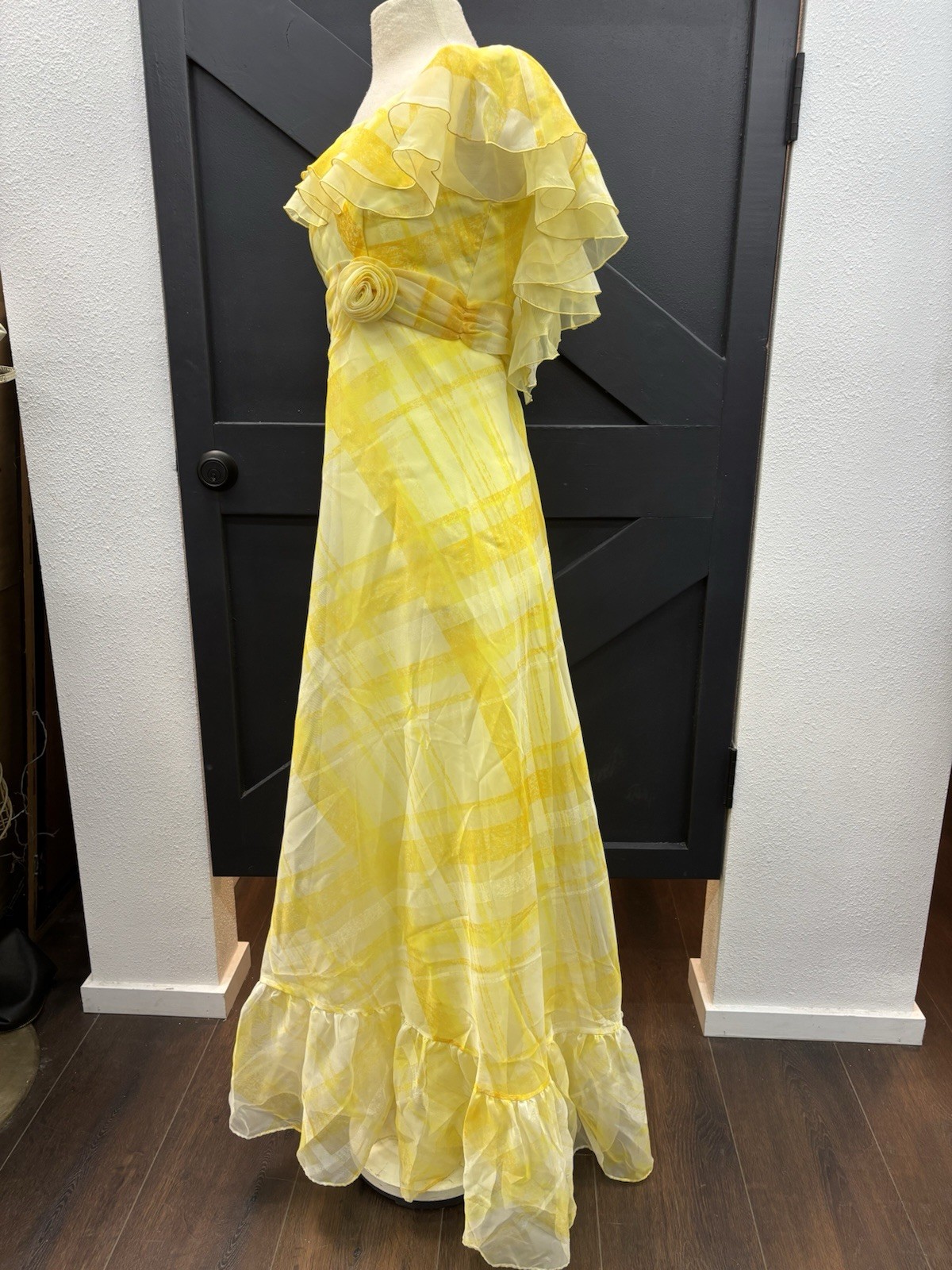 1970s Yellow Plaid Ruffled Floral Party Maxi Dress Gown Summer Spring ILGWU VTG