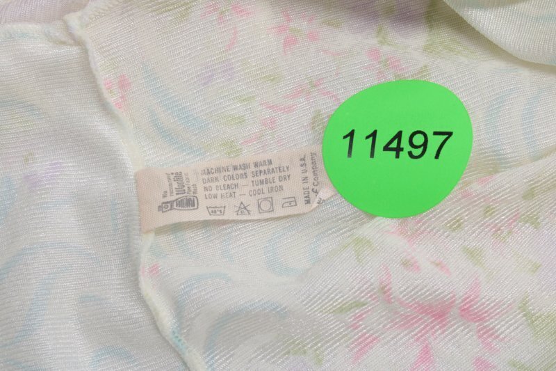 Vintage Vassarette Robe L Lace Trim Light Florals on Creamy White Nylon USA