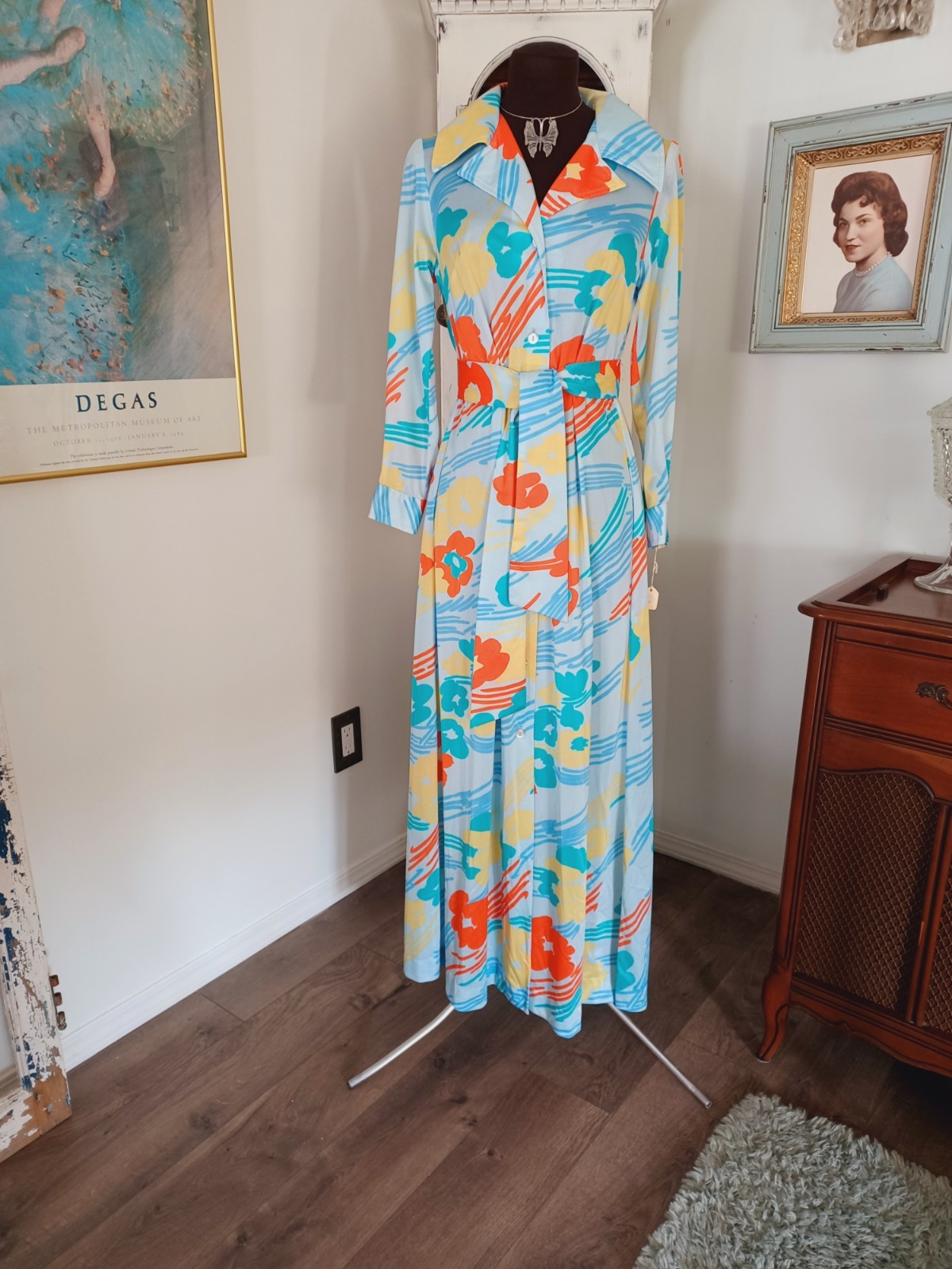 Vintage 70’s Loungewear NOS Saybury Coffee Coat Housecoat Robe Flowers S-M