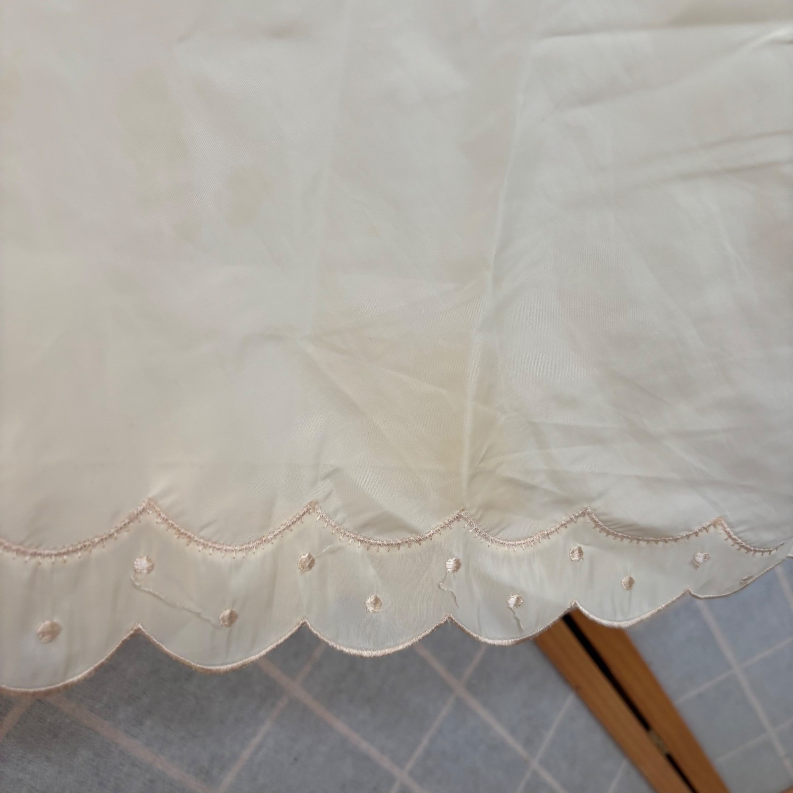 Vintage Barbizon Candie Tafredda Full Slip Ivory Scalloped Embroidered Size 40