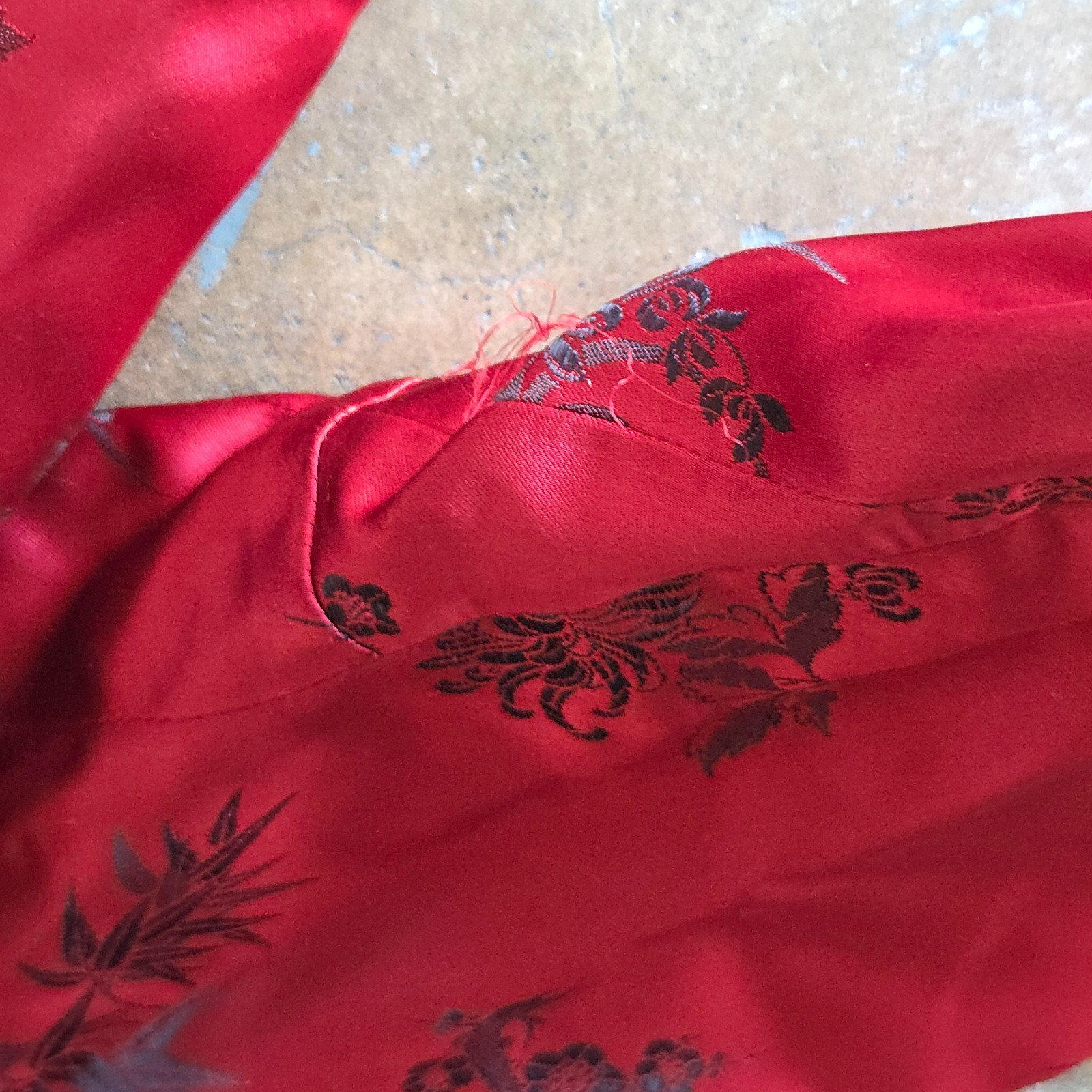Vintage Asian Inspired Jacket Size XL Red Black Reversible Satin Frog Closure