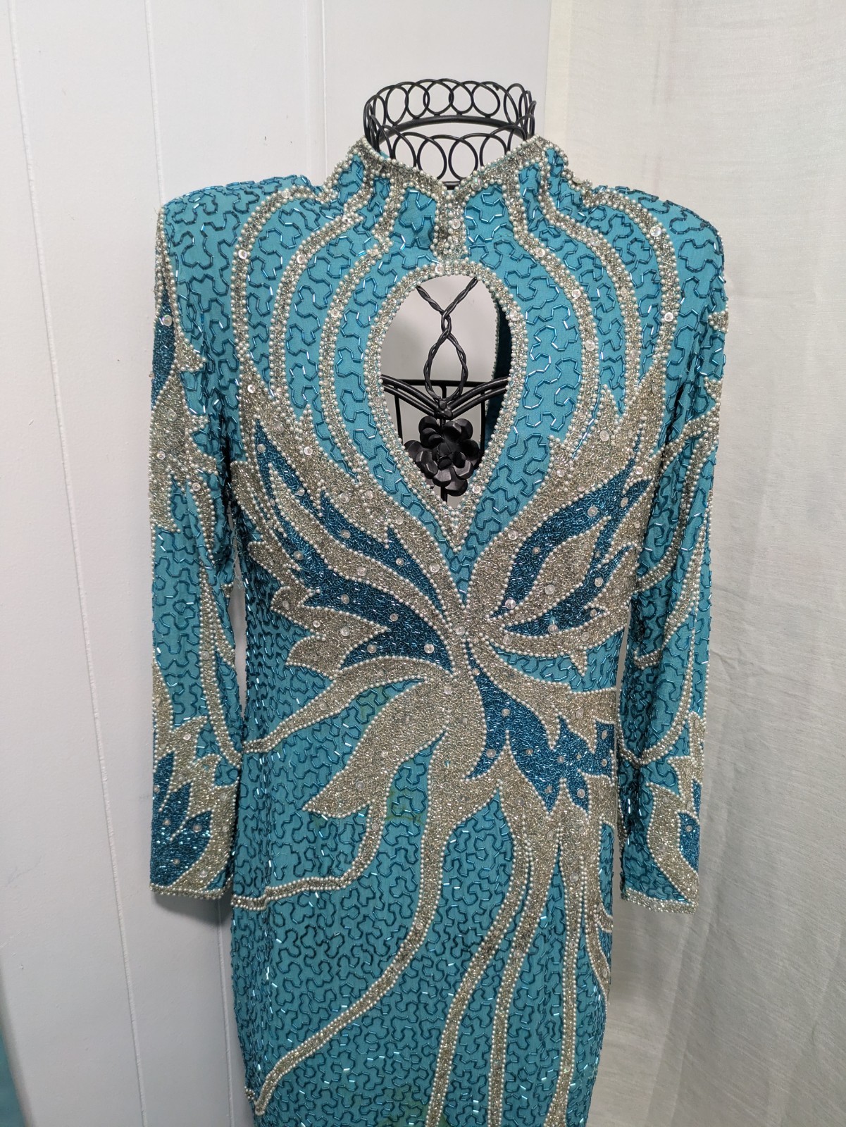 Vintage Naeem Khan Lillie Rubin Ladies L Silver Aqua Beaded Sequin Gown Long Slv
