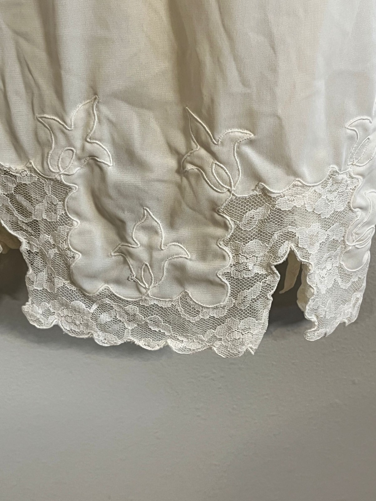 Vintage Floral Lace Lingerie Cream S Feminine Sexy Mod Pin Up Retro Slip 60s