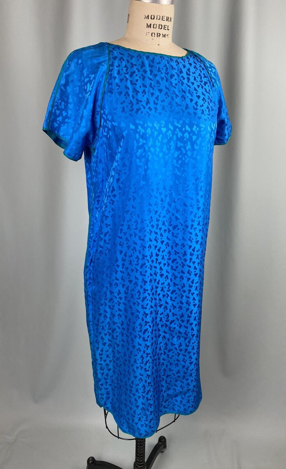 Vintage Dress Nightgown ROBERT JANAN BY EVA Silk blue green shift shirt CAFTAN