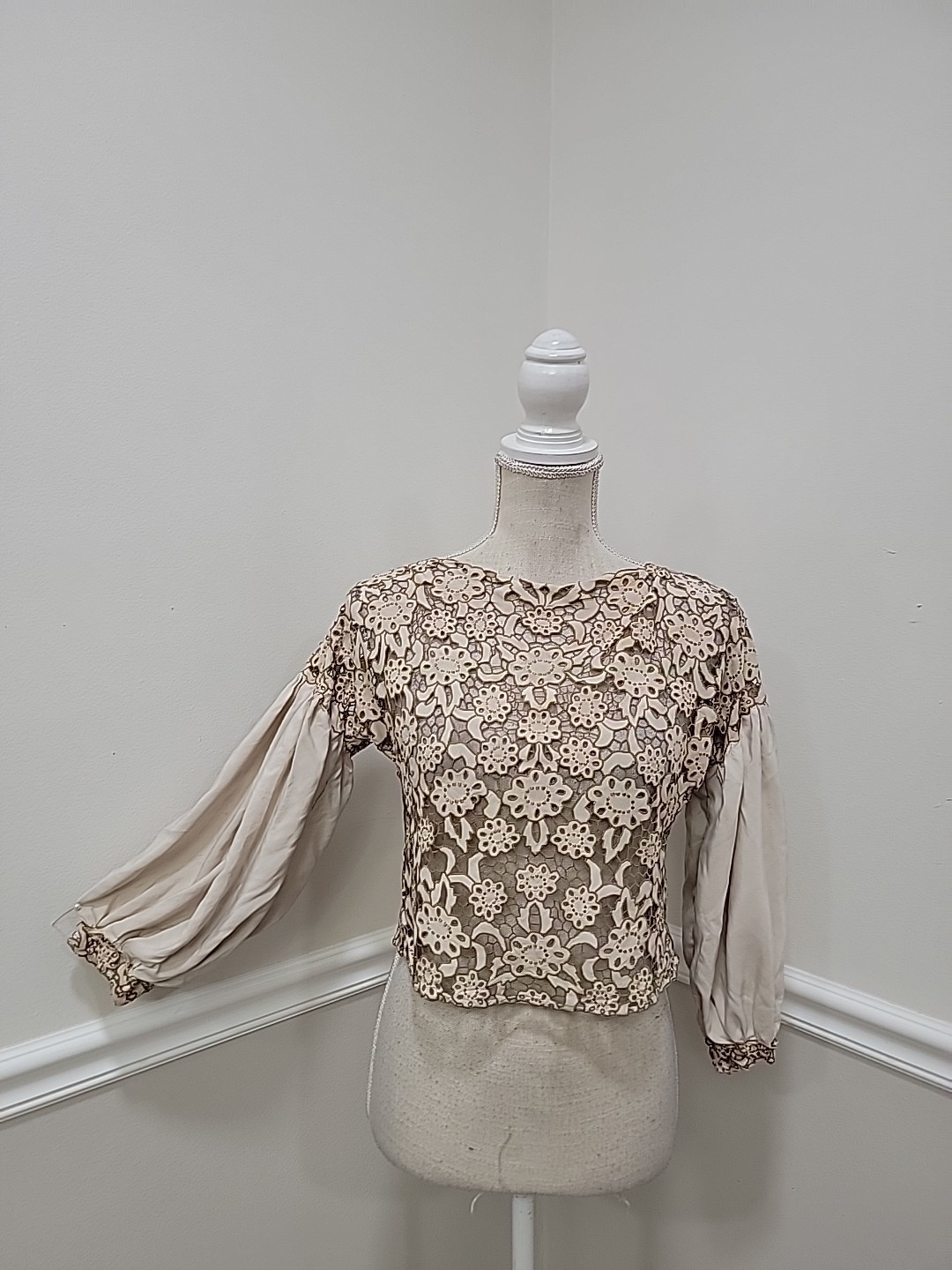 Antique Edwardian / Early 1920s Lace Tea Blouse – Hand-Embroidered Tape Lace