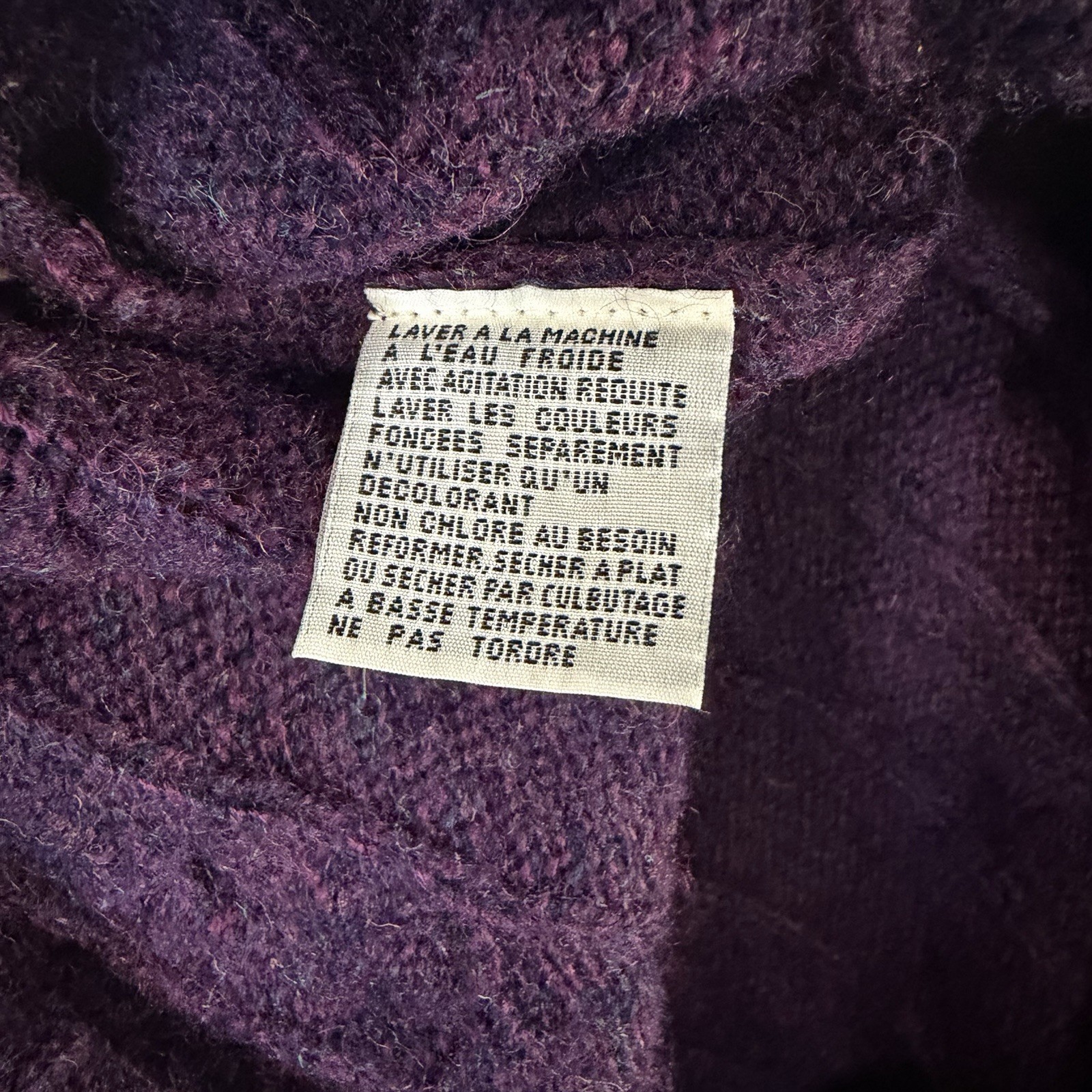 Vintage Eddie Bauer Since 1920 100% New Wool Shetland Med Plum Pullover Sweater