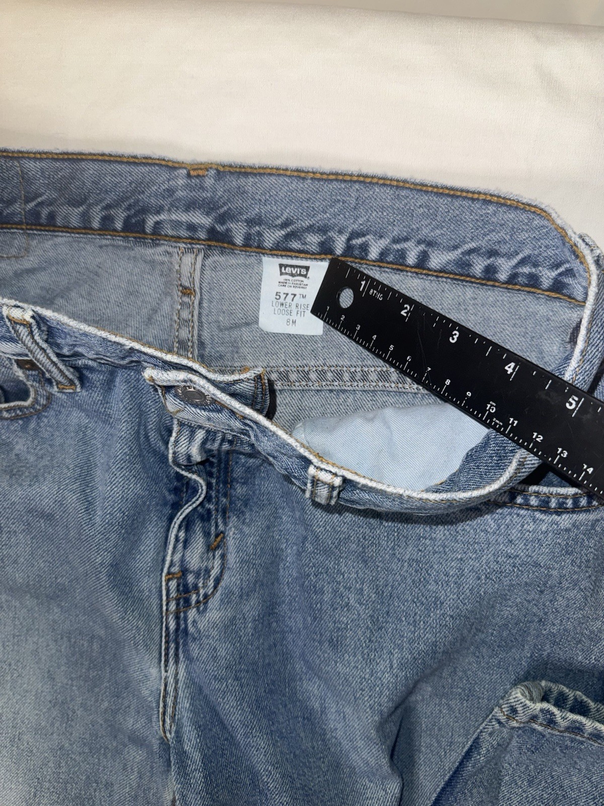 VTG Levis 577 Jeans Womens 8 M Lower Rise Loose Fit Light Wash Denim Blue 31×30