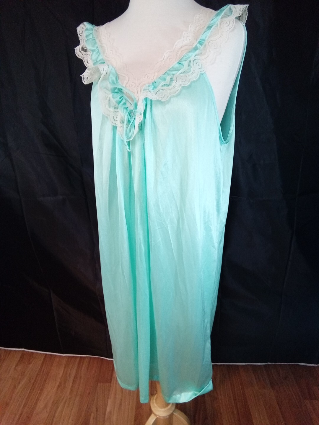VTG Sears CARRIAGE COURT Green NYLON Lace Trim Babydoll Nightgown Large