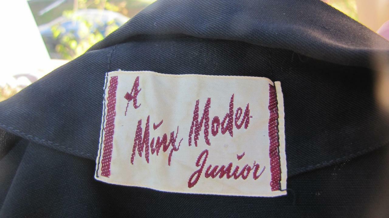 1940s MINX MODES BLACK GABARDINE DRESS W PURPLE CORDUROY BODICE 26W