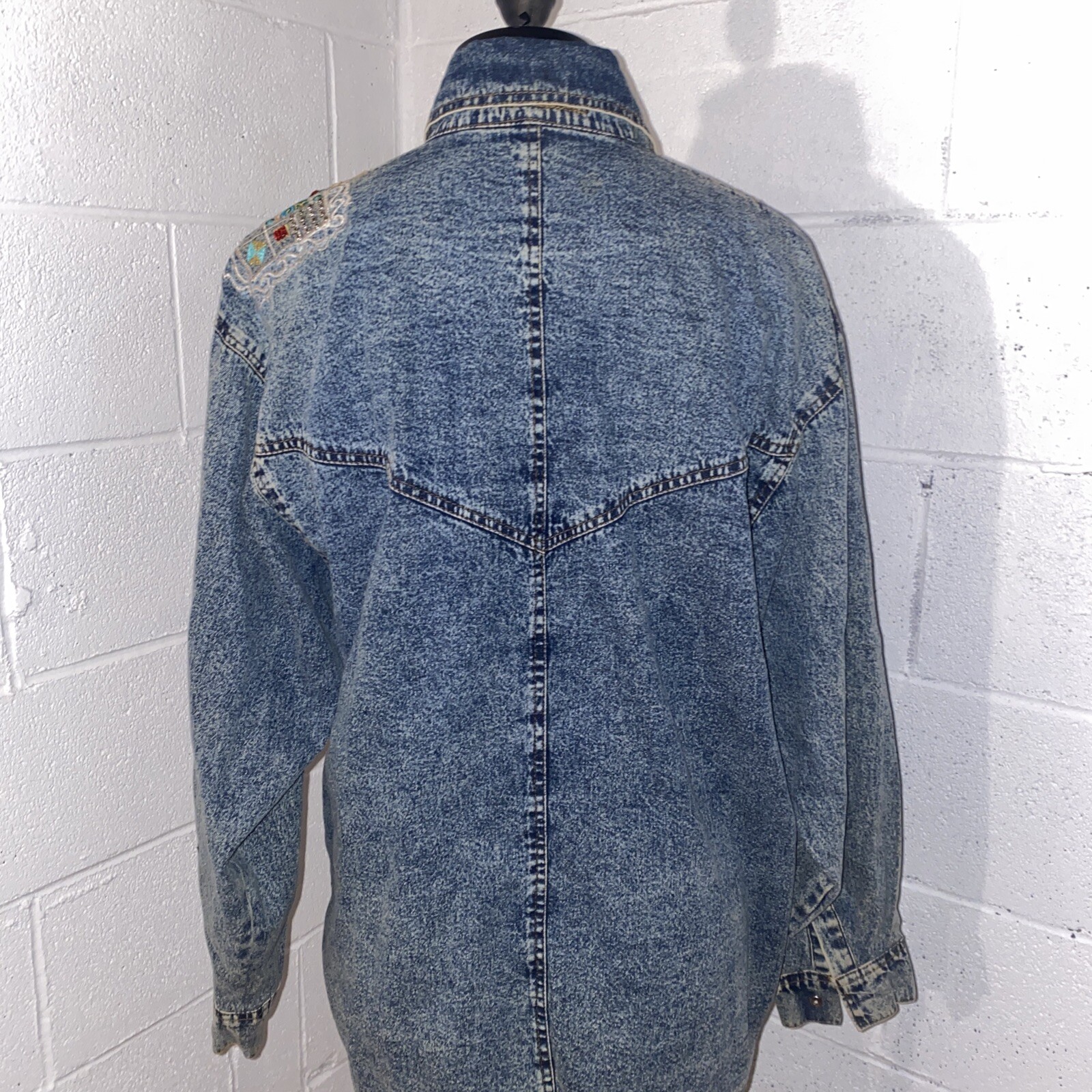 80s Vintage Embroidered Embellished Buttons Med Western Denim Shirt Jacket NWT