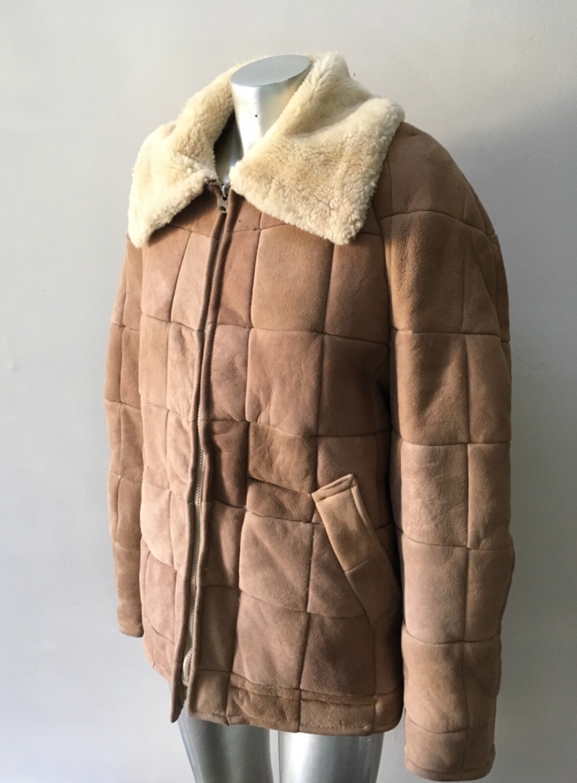 Shearling Fur Vintage 80s Real Sheepskin Lined Suede Jacket patch Jacket Coat M