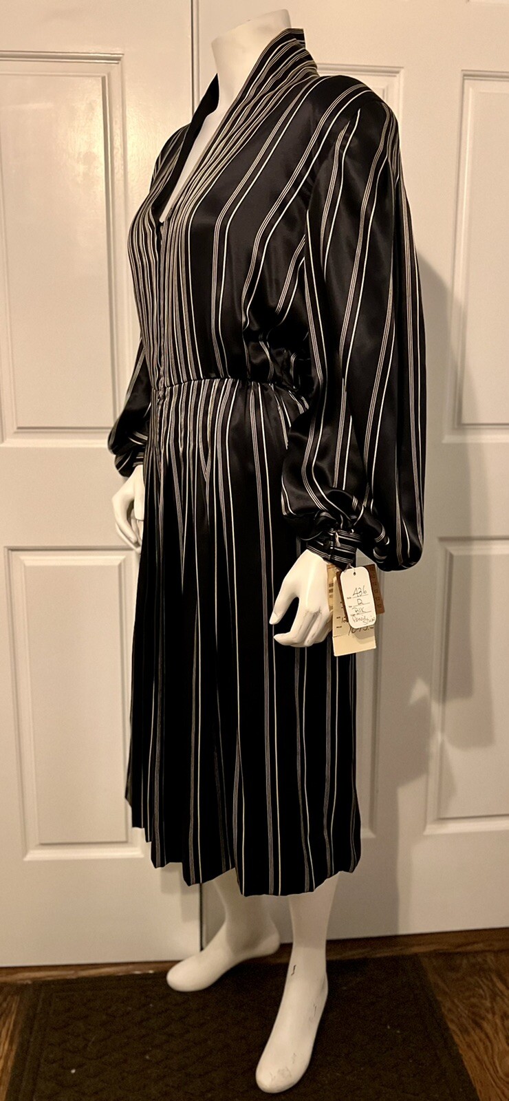 NEW Vintage 1980s Pauline Trigeré Pinstripe 100% Silk Black Gold Dress Sz 12 L