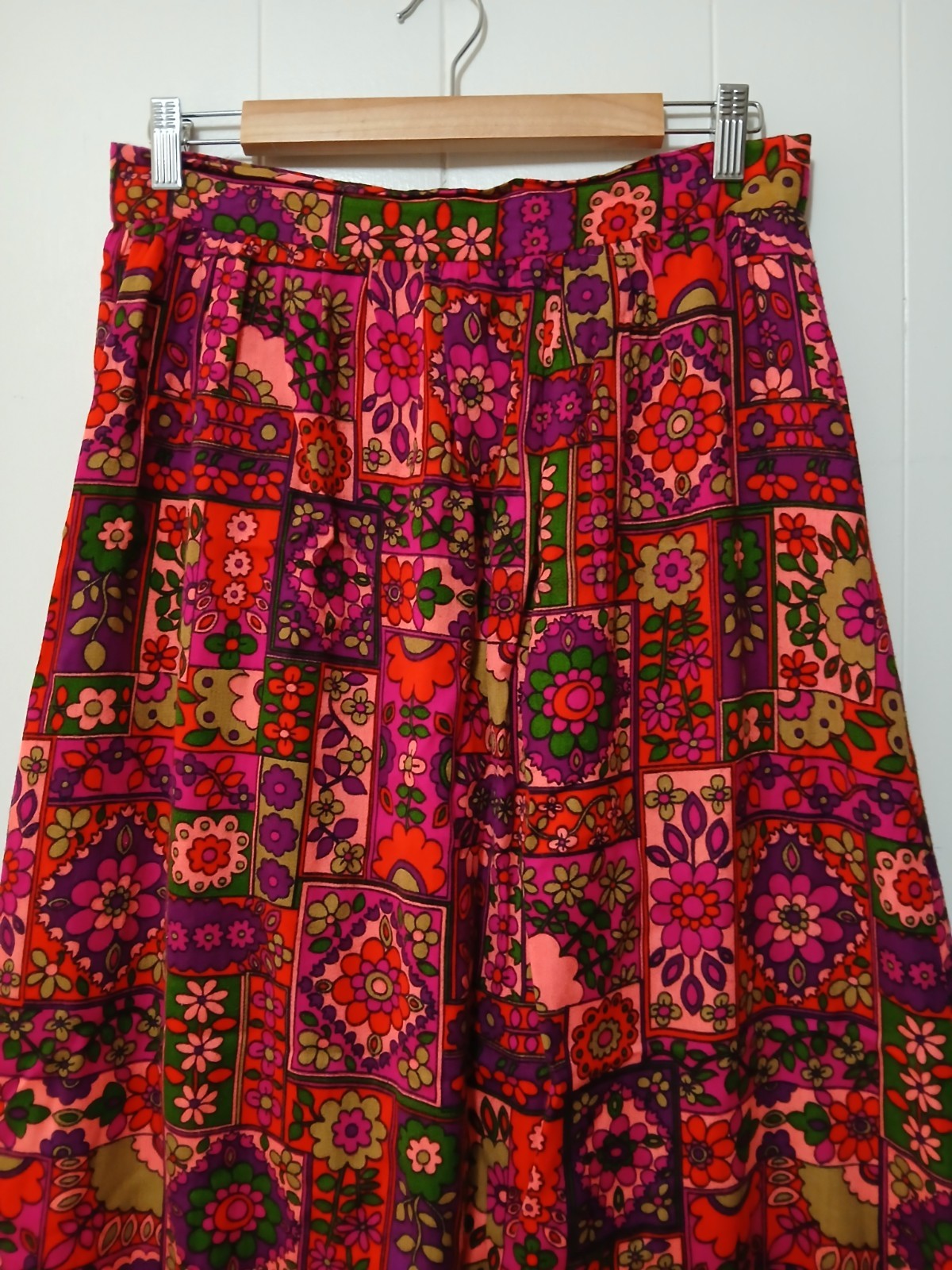 True Vintage 60s 70s Funky Psychedelic Printed Skirt Maxi Hippy Flower 28″W 40″L