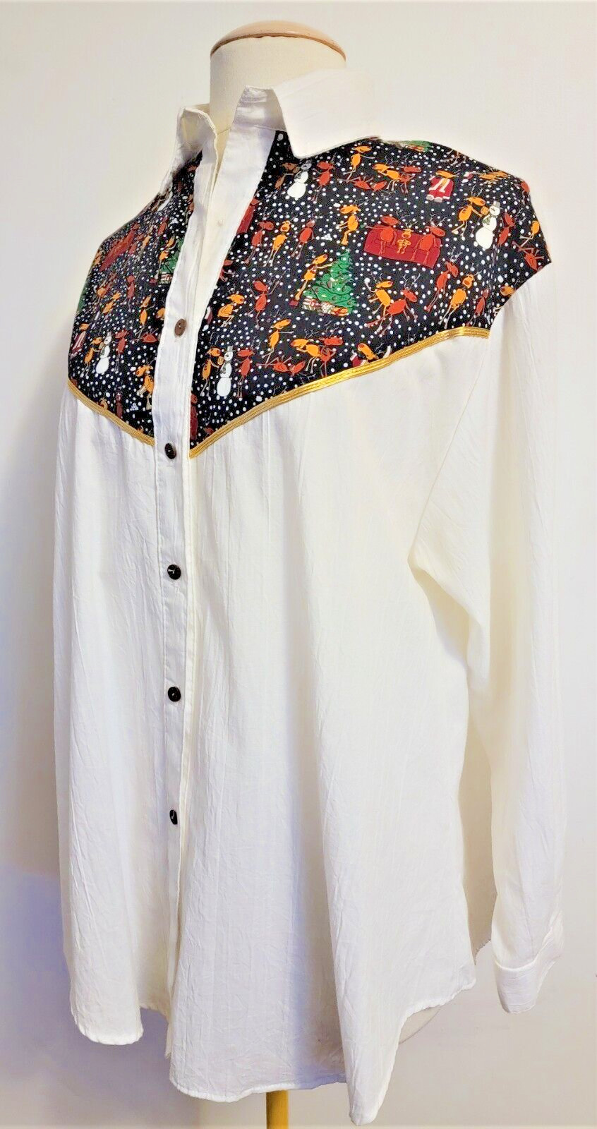 Vintage Western Christmas Tunic Shirt Women’s S/M White Black Reindeer Oversized