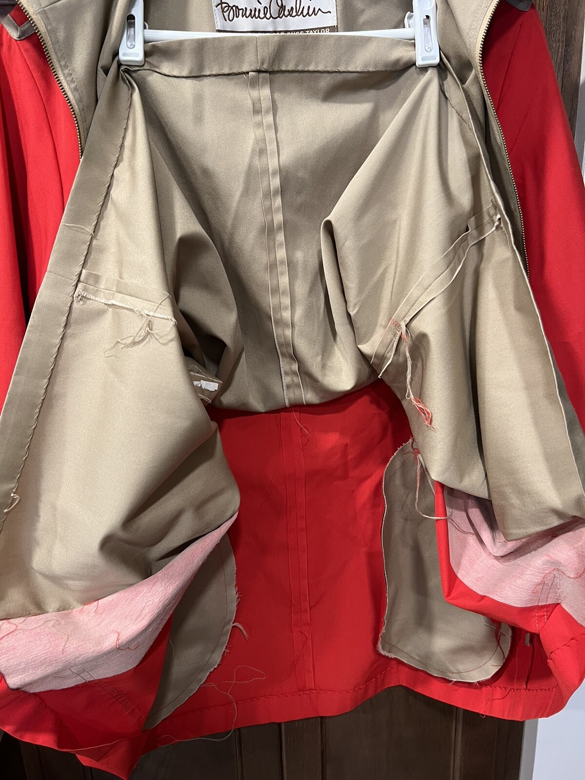 Vintage 70’s Bonnie Cashin Weatherwear Russ Taylor Raincoat Zip Pockets Red