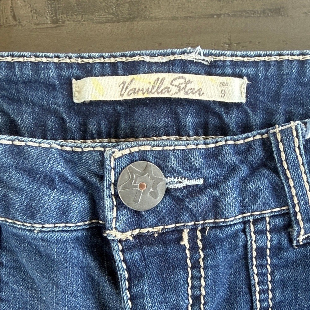Vanilla Star Distressed Blue Denim Jean Shorts. Womens Size 9. Inseam 6 inches