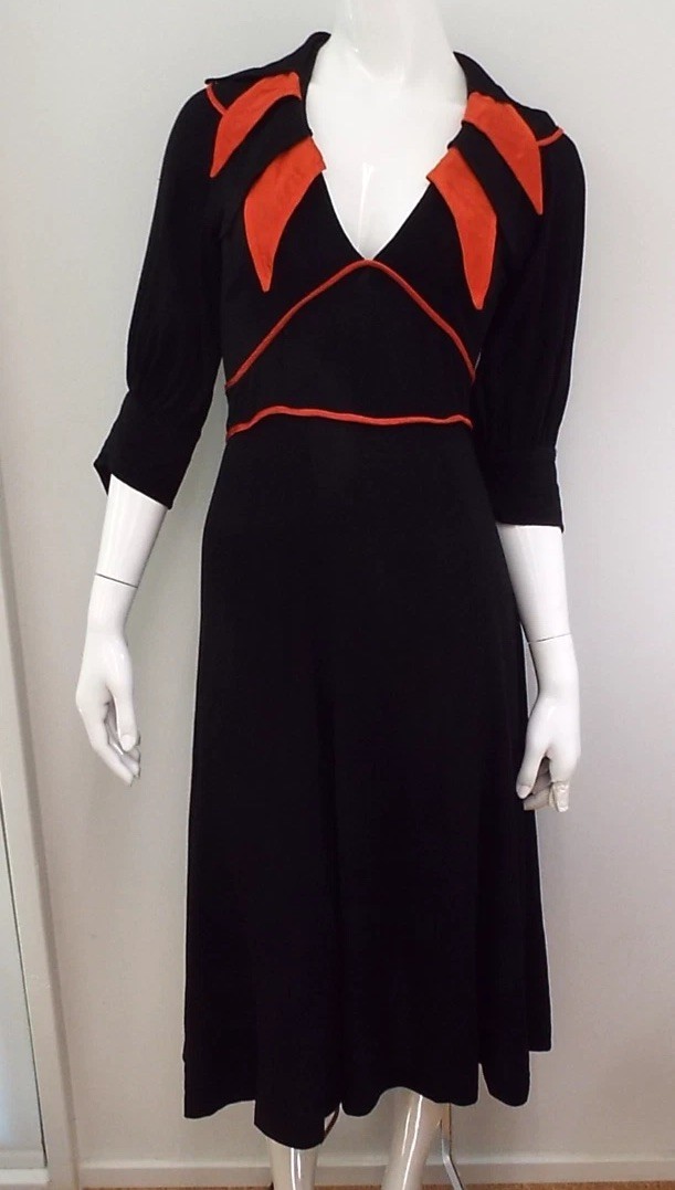 Vintage 1970s Ossie Clark Black Crepe Dress Size 8 Red Multi Layer Collar Trim