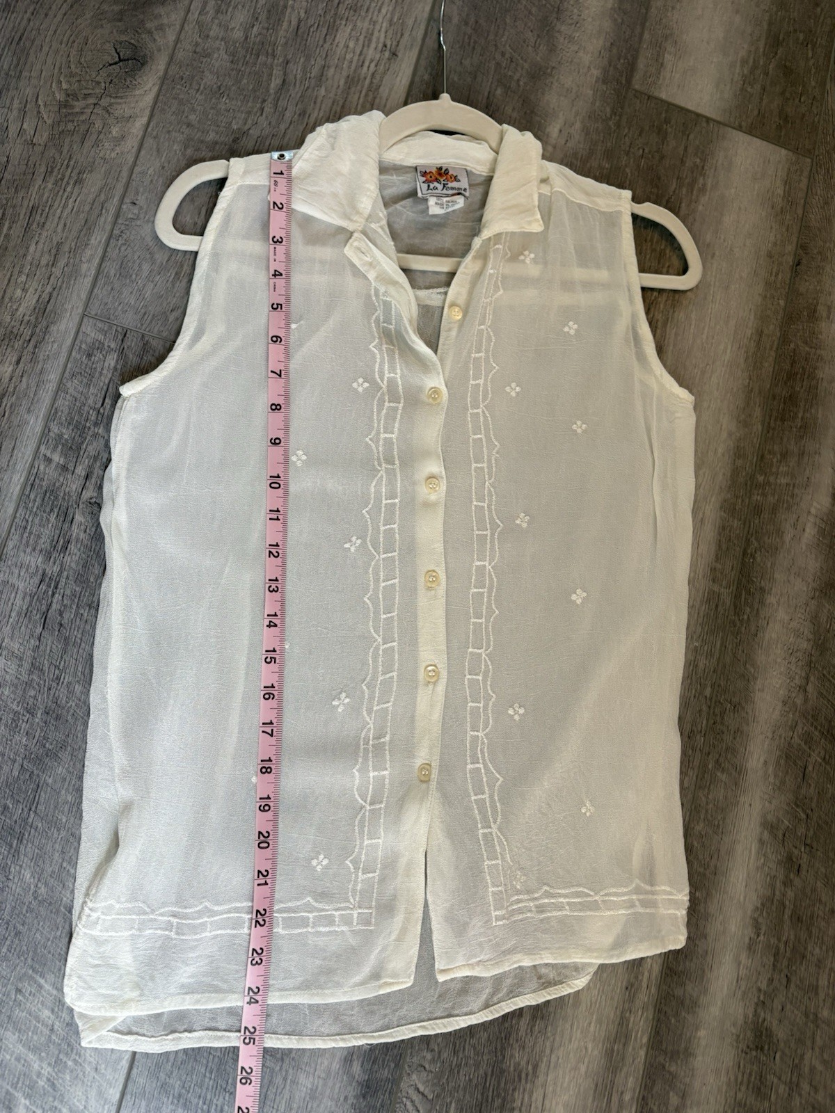 Vintage La Femme White Embroidered Rayon Blouse M Sheer Sleeveless Made India