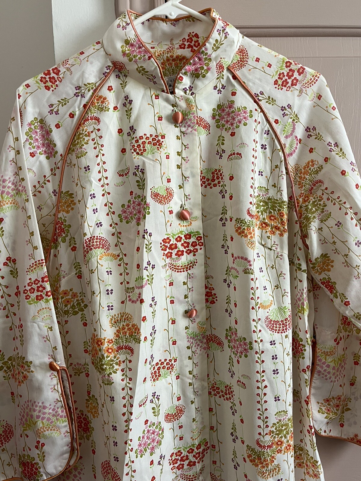 70’s I.Appel Vintage Floral Long House Coat Button Up Robe Orange Cream