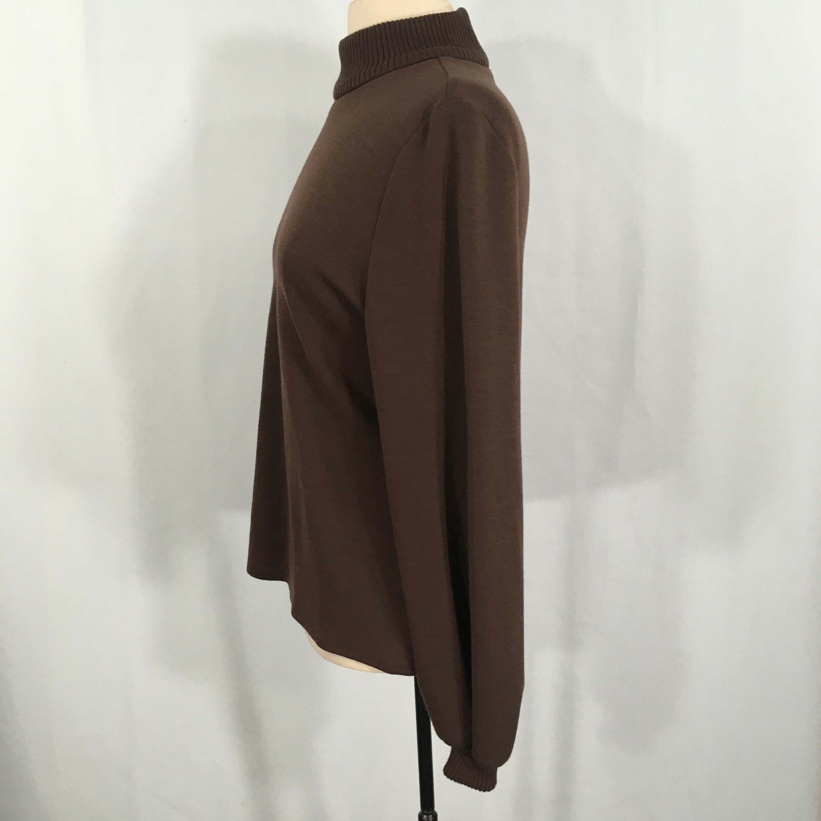 William Pearson Vintage 70s 80s Womens Brown Mock Neck Knit Top, Zip Back Shirt