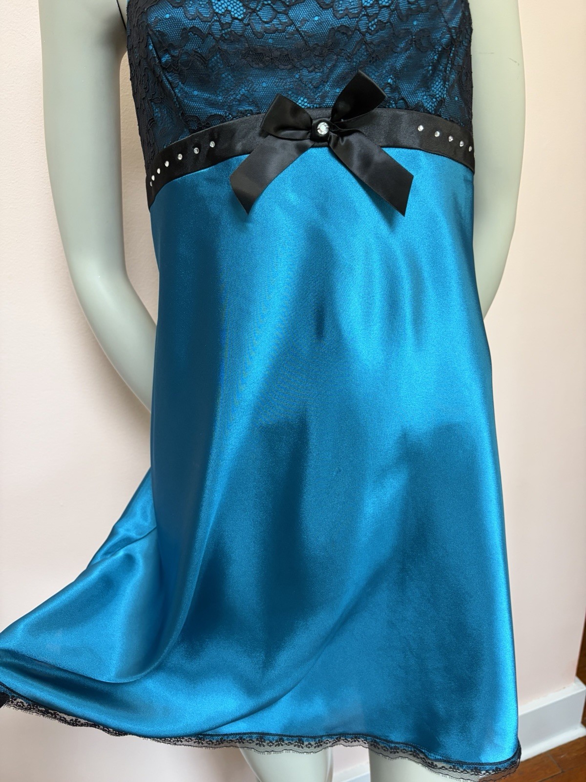 Vintage Y2K Morgan Taylor Teal Rhinestone Bows Satin Lace Slip Dress Chemise L