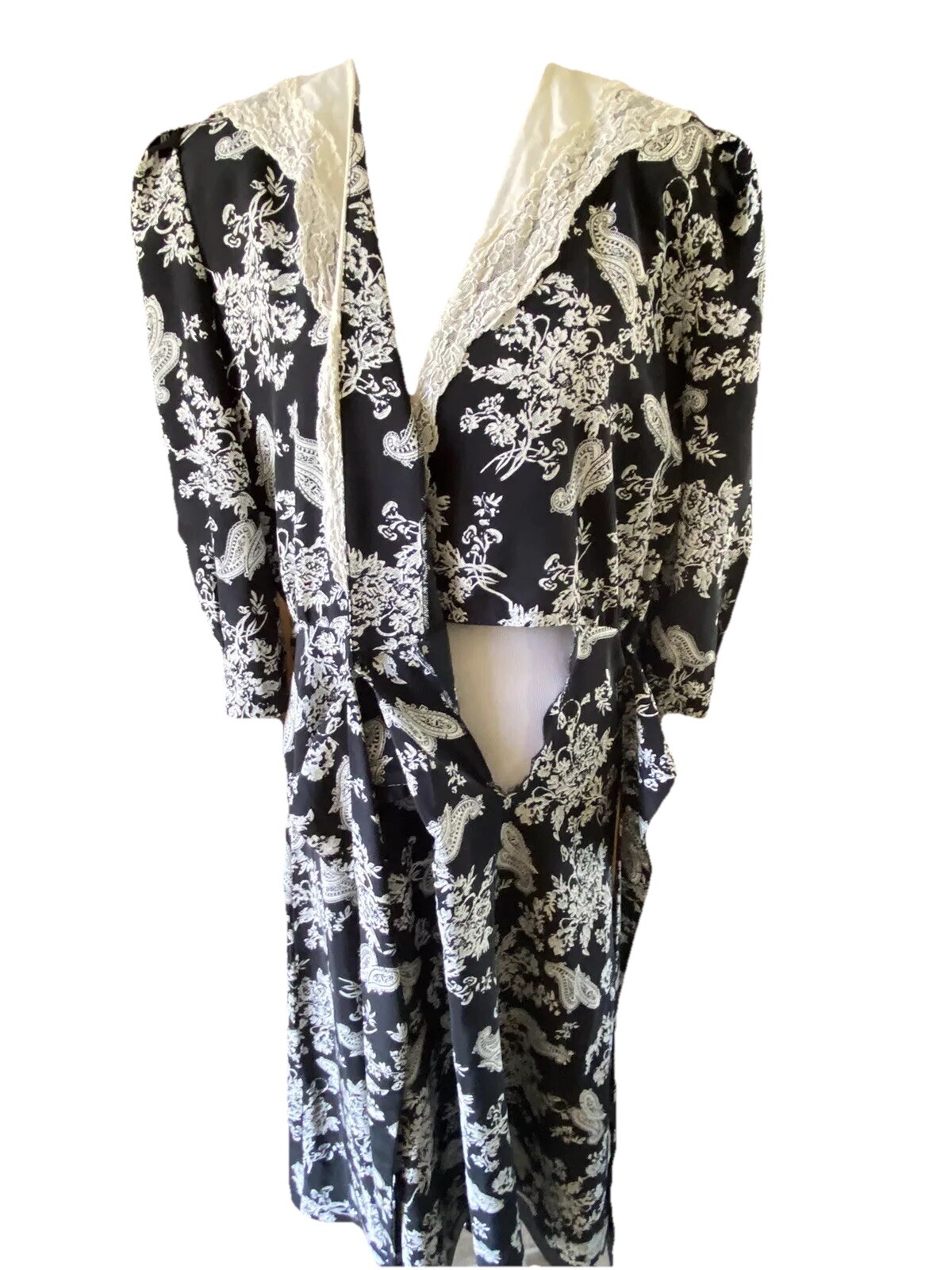 Vtg Carriage Court Dress Womens 10 Black White Floral Grannycore Cottage core