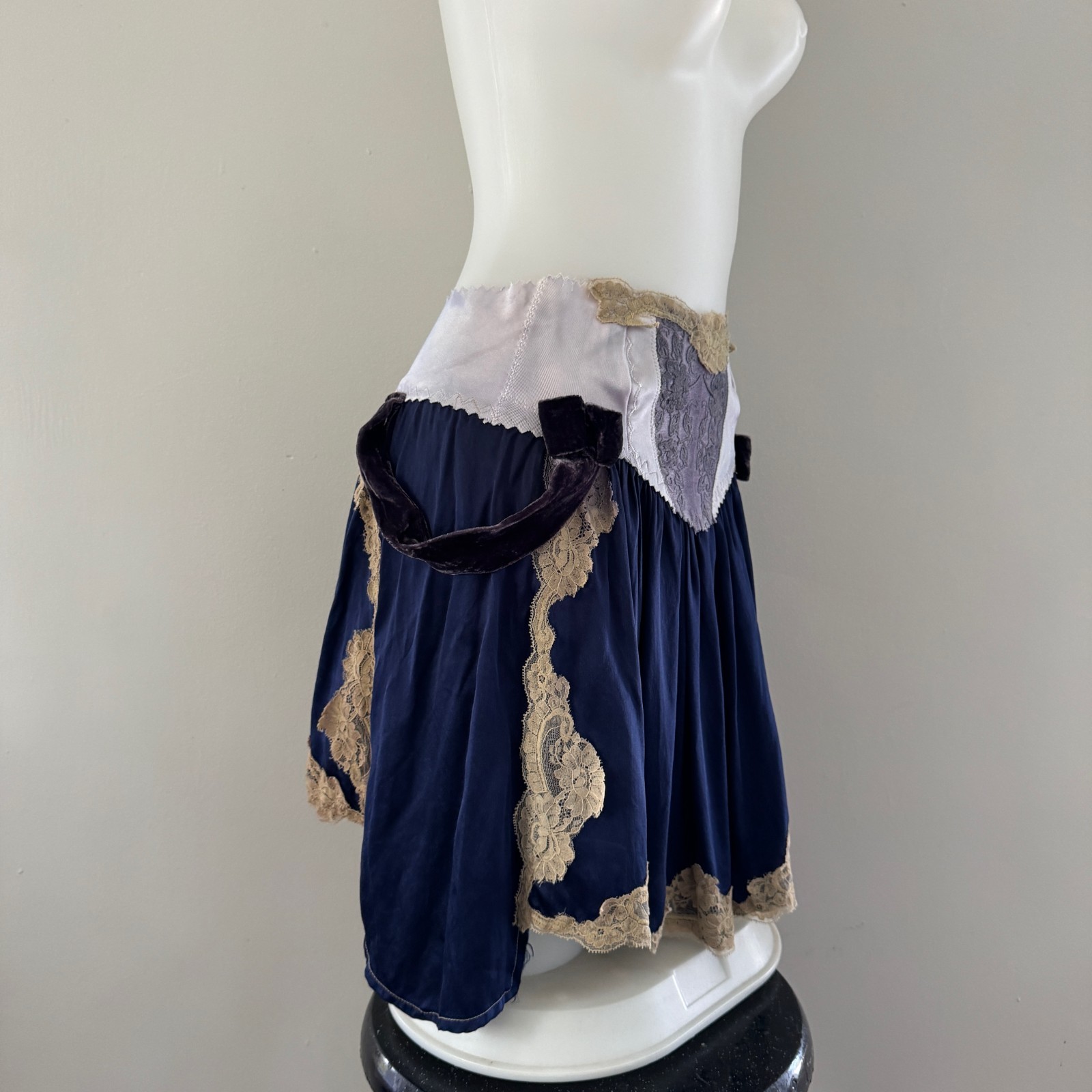 Y2K vtg CIGANA Slip Lace SILK UPCYCLED Girdle Strapless Top Skirt Regency DIY S