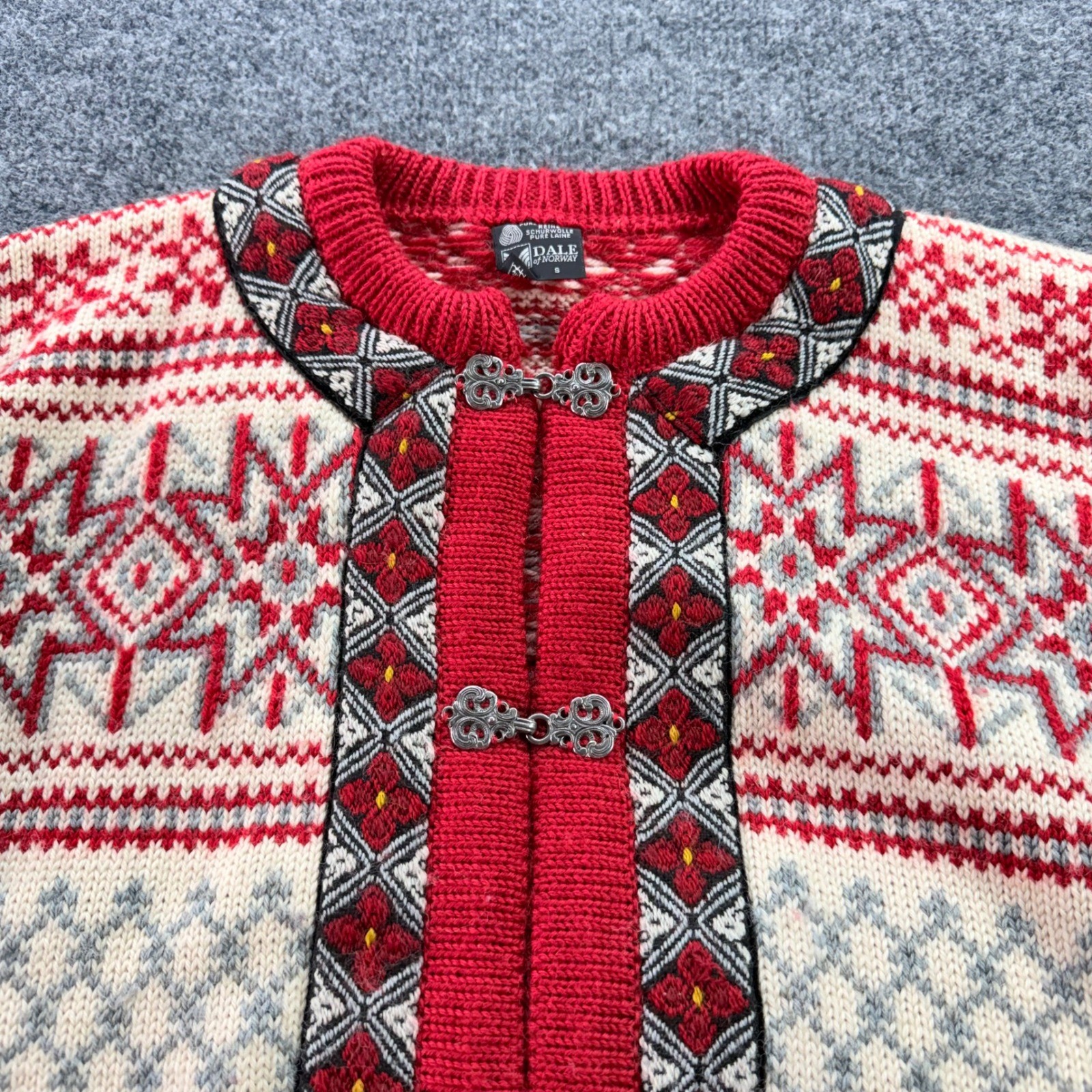 Vintage Dale of Norway NordicFair Isle Pure Wool Cardigan with Metal Clasps S