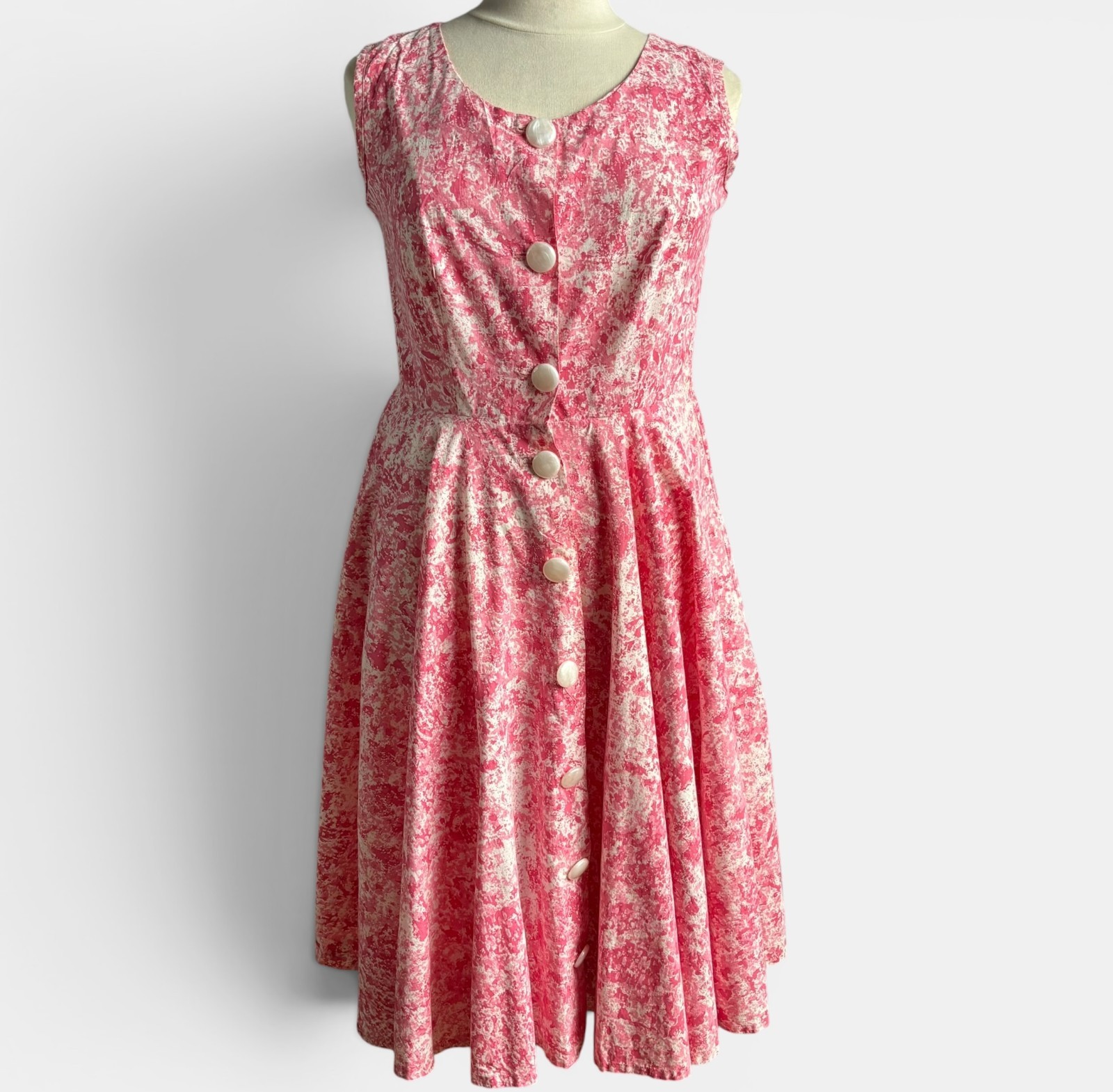 Vintage 1950s Pink Floral Cotton Button Down Sleeveless Summer Day Dress M/L