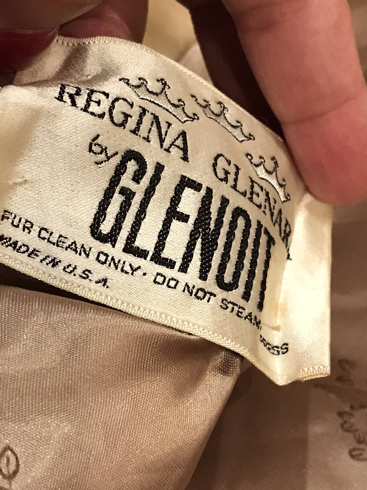 Regina Glenara by Glenoit Faux Fur Cape Shrug VINTAGE light brown