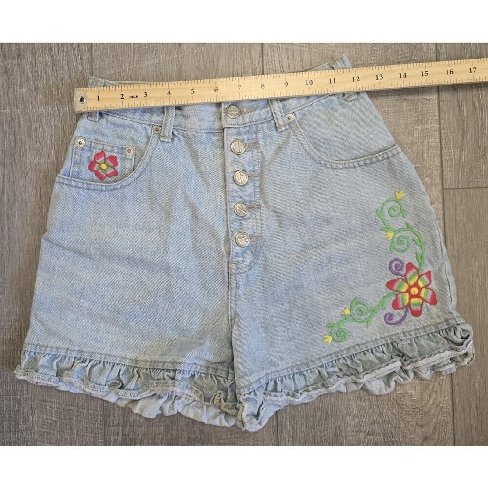 Vtg90’s Y2K FEMME FATALE NO EXCUSES Tough JEAN Shorts Ruffle High Rise 5/6