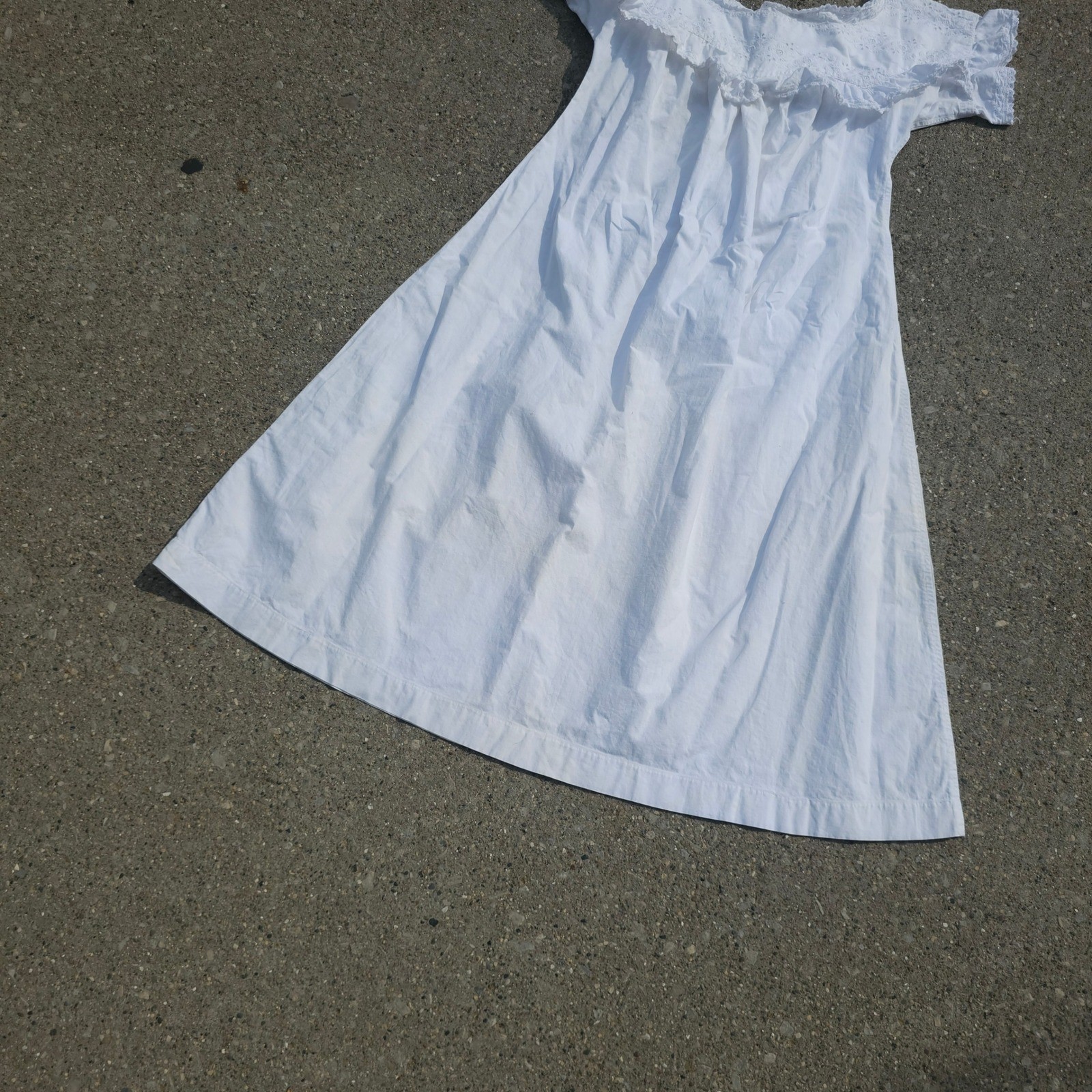 Antique White Cotton Eyelet Lace Nightgown Ruffle Sleeve Victorian Dress 1800s